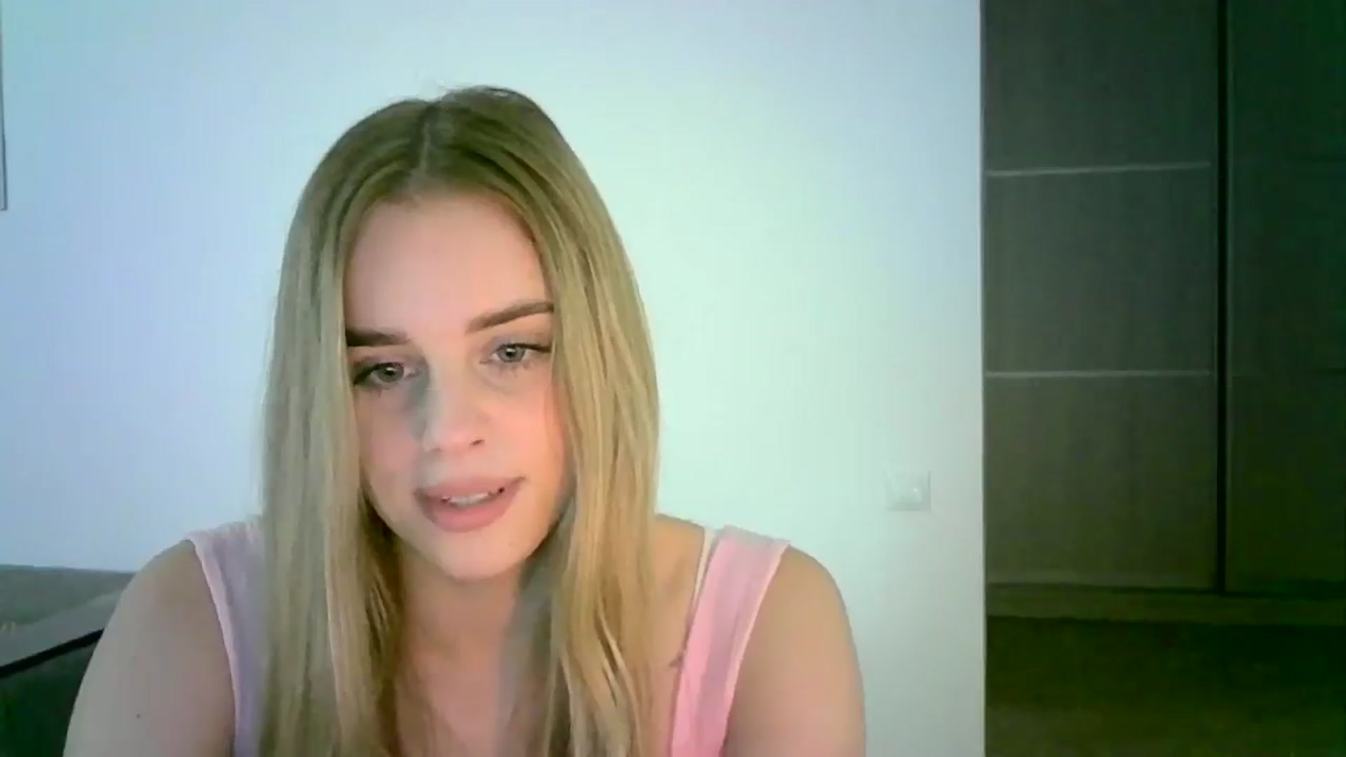 Gallery image thumbnail from JuliaWatson's myfreecams stream on, 11/07/2025, 12:29 image 2 of 20