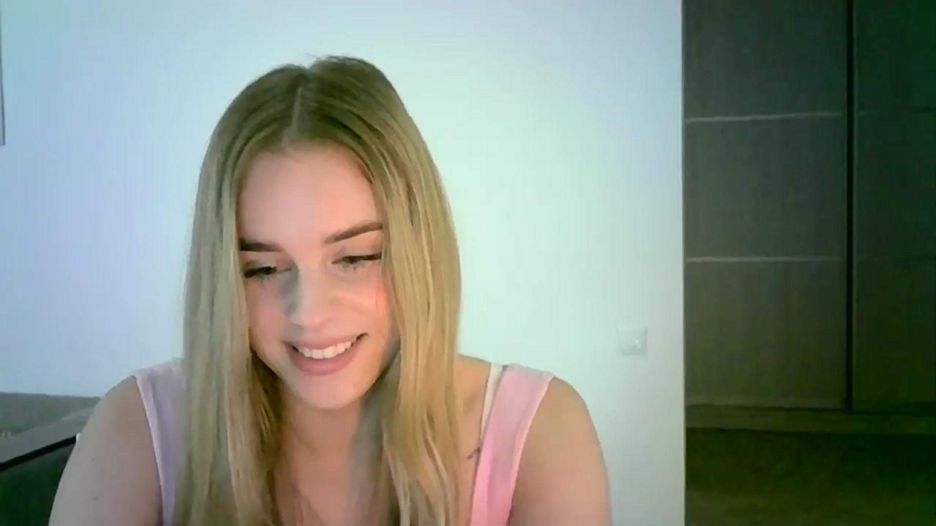 Gallery image thumbnail from JuliaWatson's myfreecams stream on, 11/07/2025, 12:29 image 4 of 20