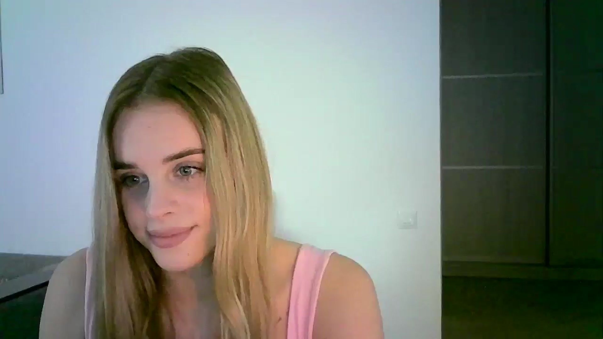 Gallery image thumbnail from JuliaWatson's myfreecams stream on, 11/07/2025, 12:29 image 10 of 20