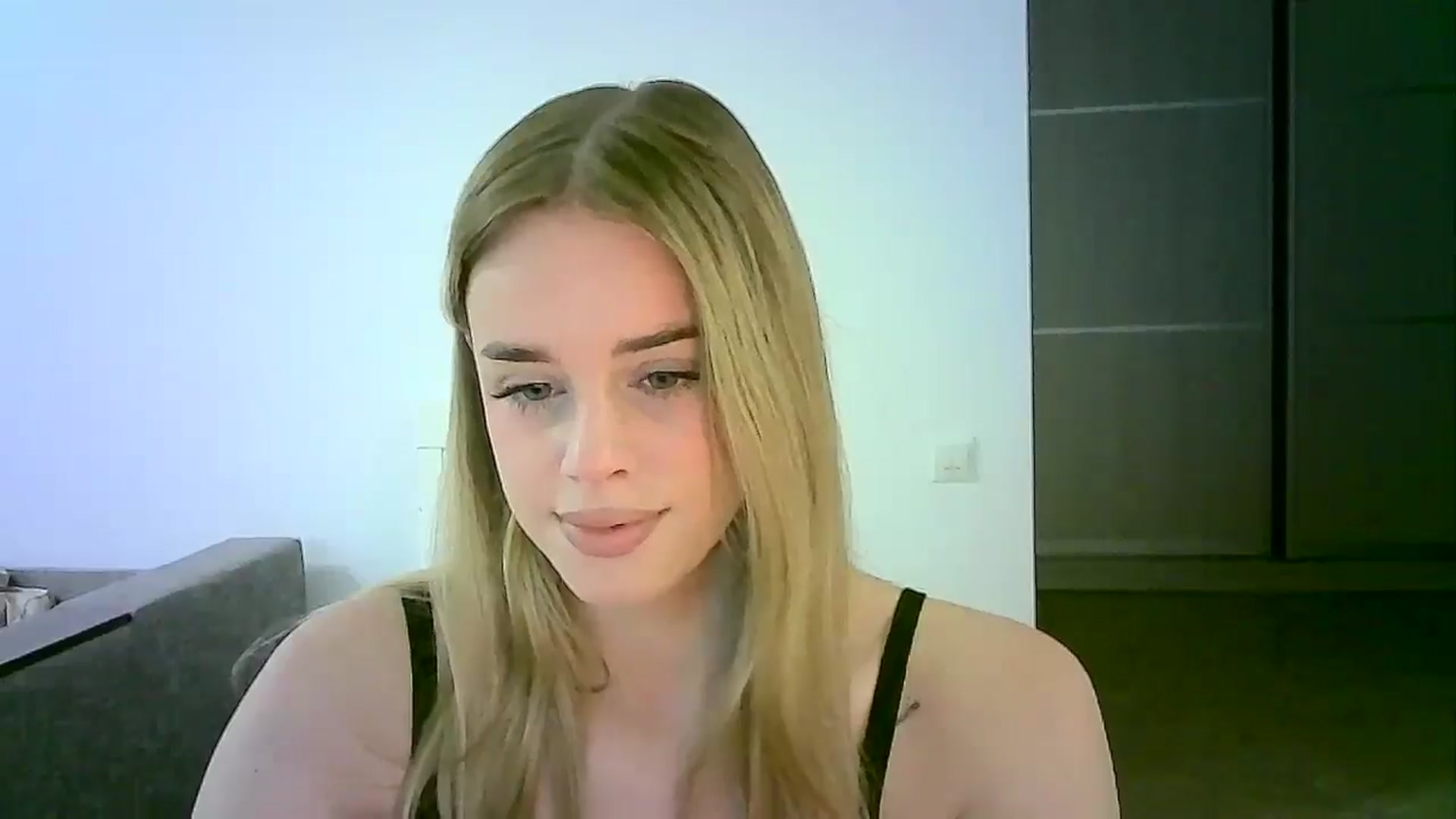 Gallery image thumbnail from JuliaWatson's myfreecams stream on, 11/11/2025, 09:22 image 5 of 20