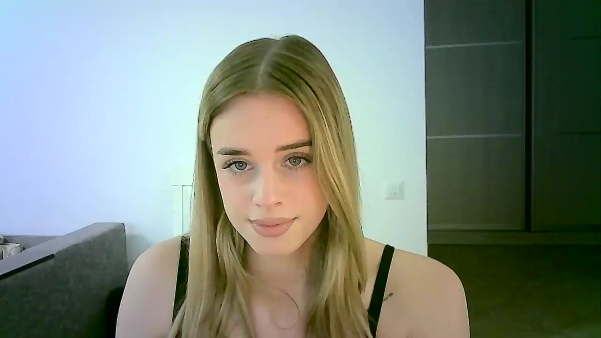 Gallery image thumbnail from JuliaWatson's myfreecams stream on, 11/11/2025, 09:22 image 15 of 20