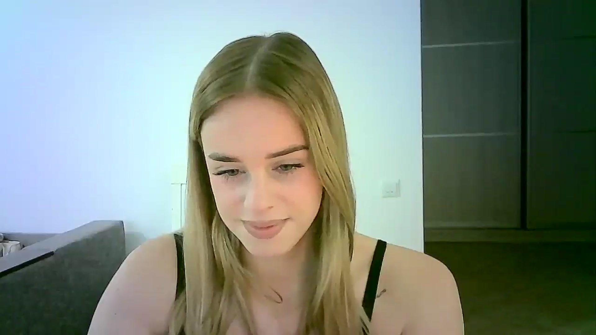 Gallery image thumbnail from JuliaWatson's myfreecams stream on, 11/11/2025, 09:22 image 13 of 20