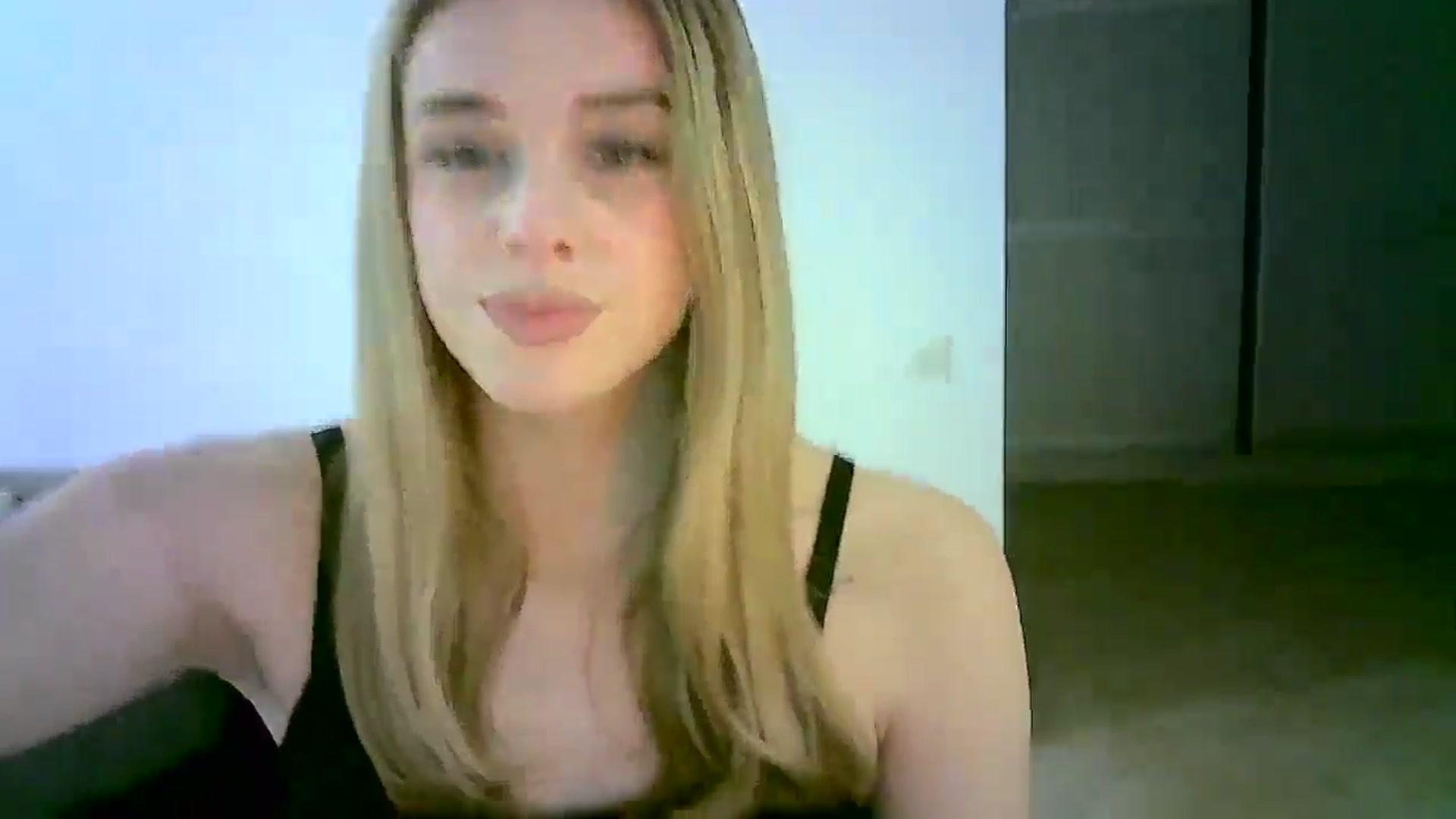 Gallery image thumbnail from JuliaWatson's myfreecams stream on, 11/11/2025, 10:33 image 6 of 20