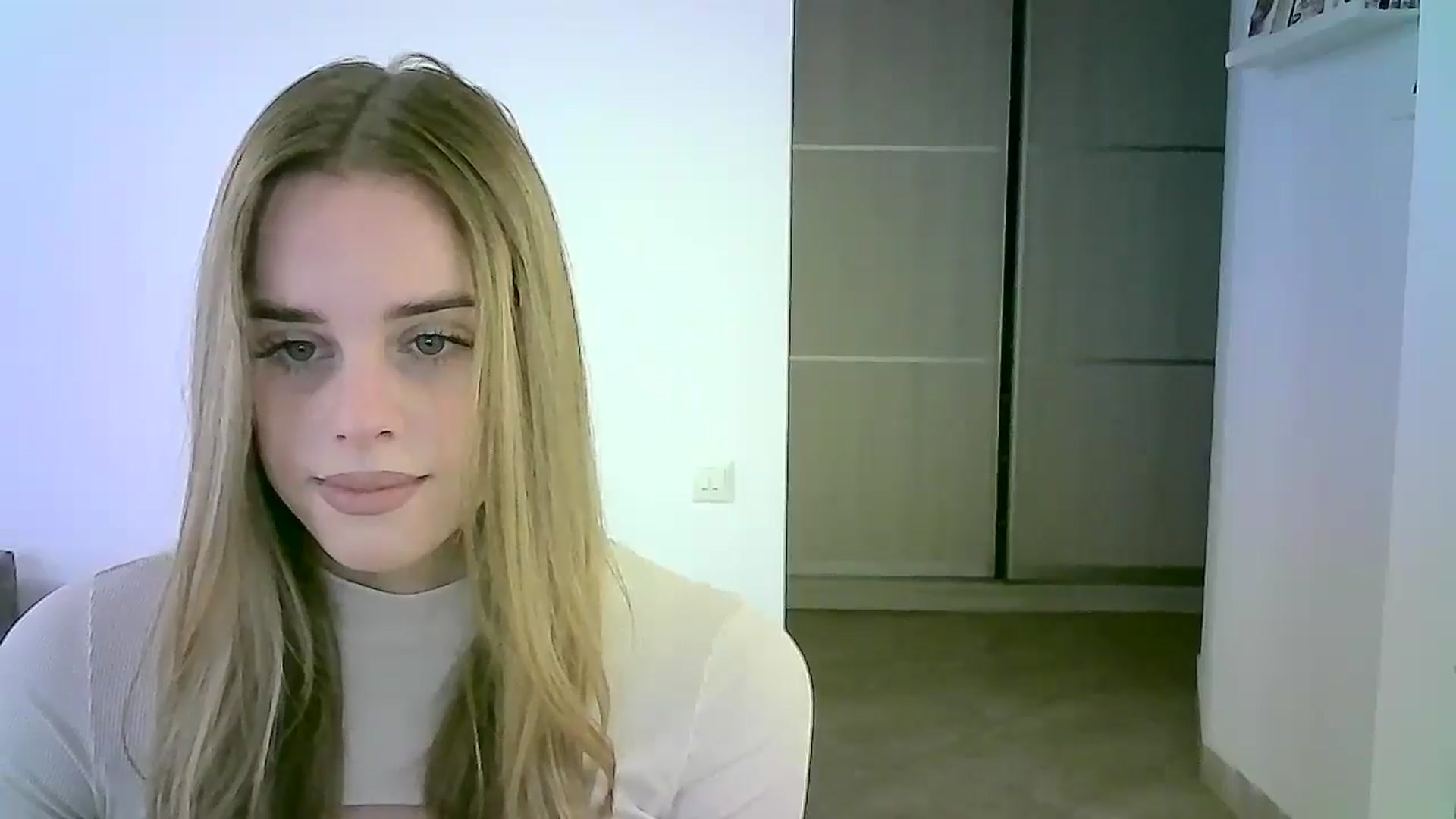 Gallery image thumbnail from JuliaWatson's myfreecams stream on, 11/14/2025, 10:20 image 18 of 20