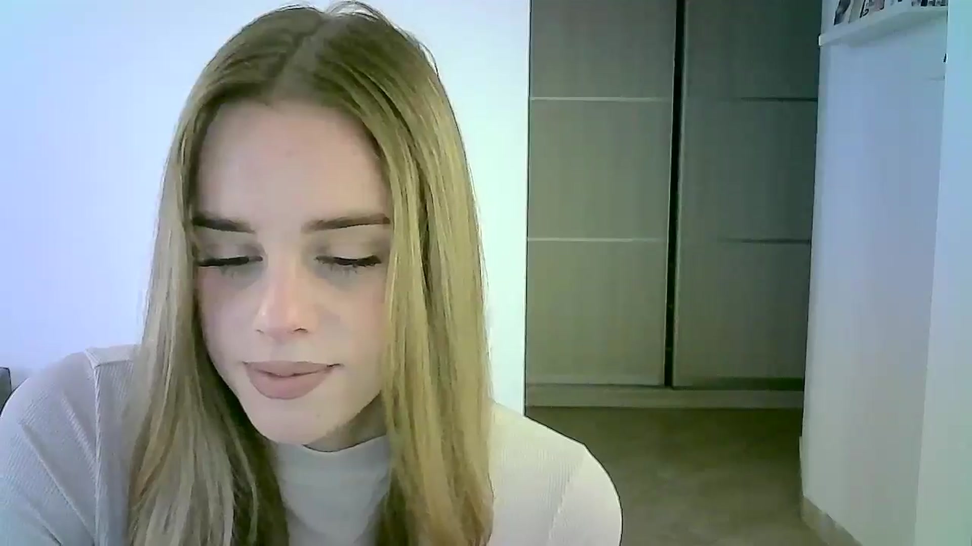 Gallery image thumbnail from JuliaWatson's myfreecams stream on, 11/14/2025, 10:20 image 19 of 20