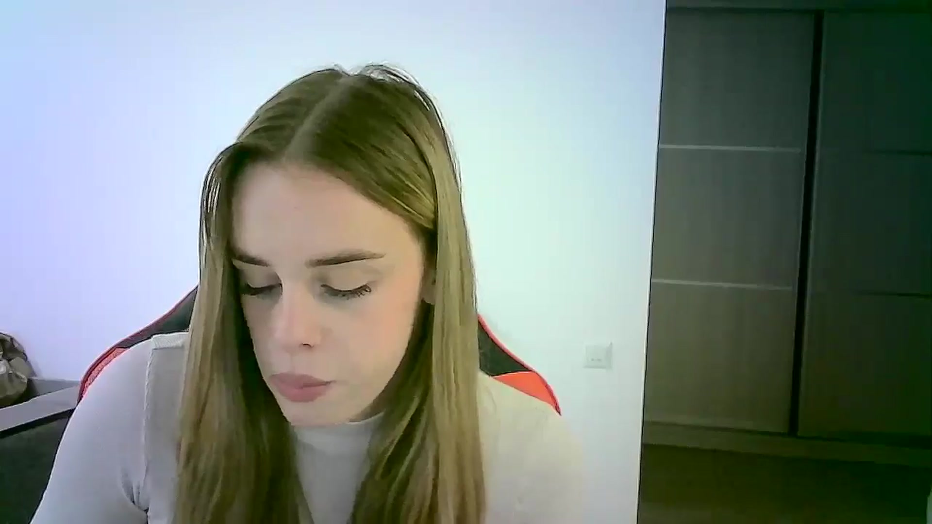 Gallery image thumbnail from JuliaWatson's myfreecams stream on, 11/14/2025, 11:19 image 18 of 20