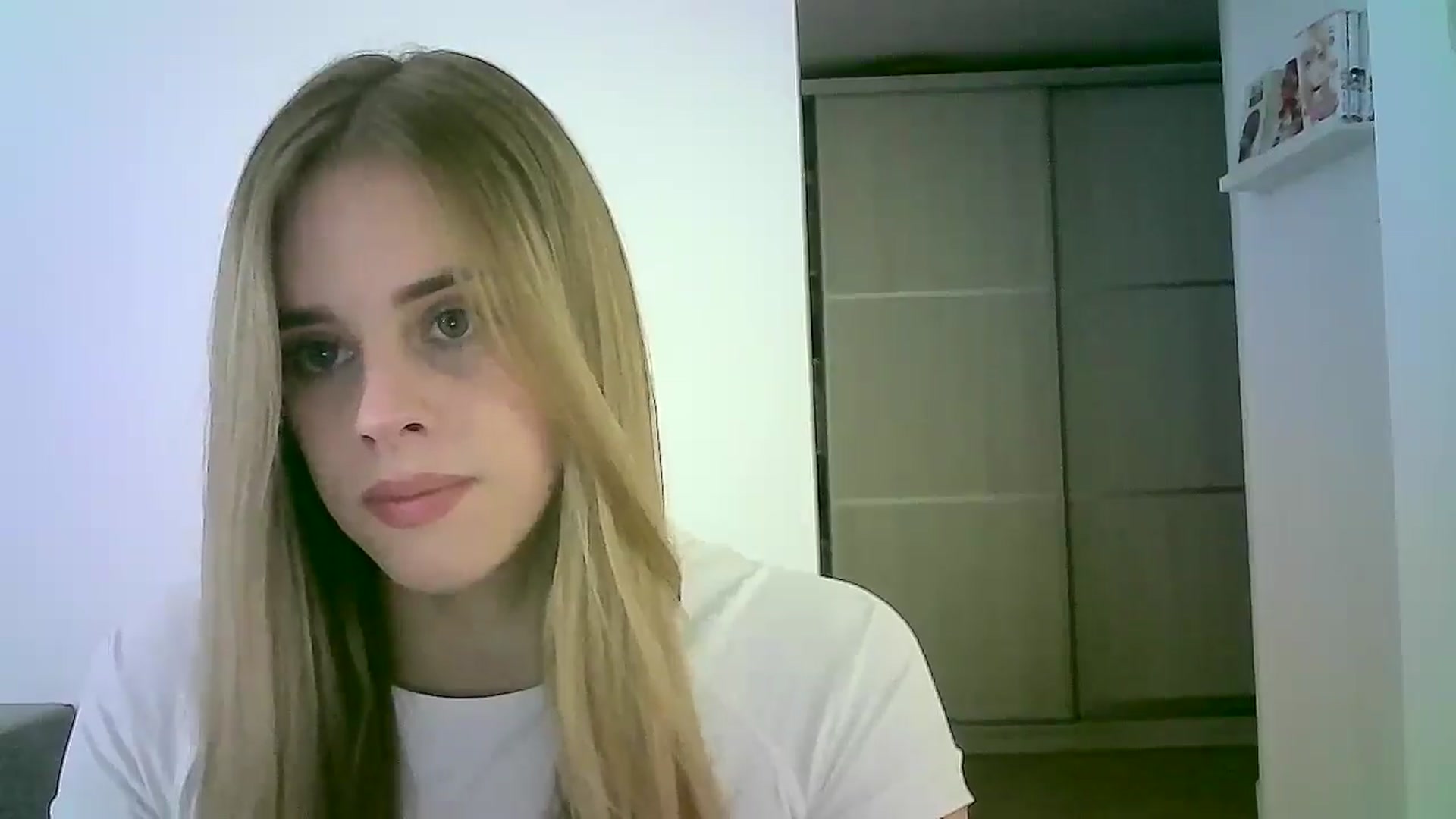 Gallery image thumbnail from JuliaWatson's myfreecams stream on, 11/24/2025, 11:08 image 7 of 20