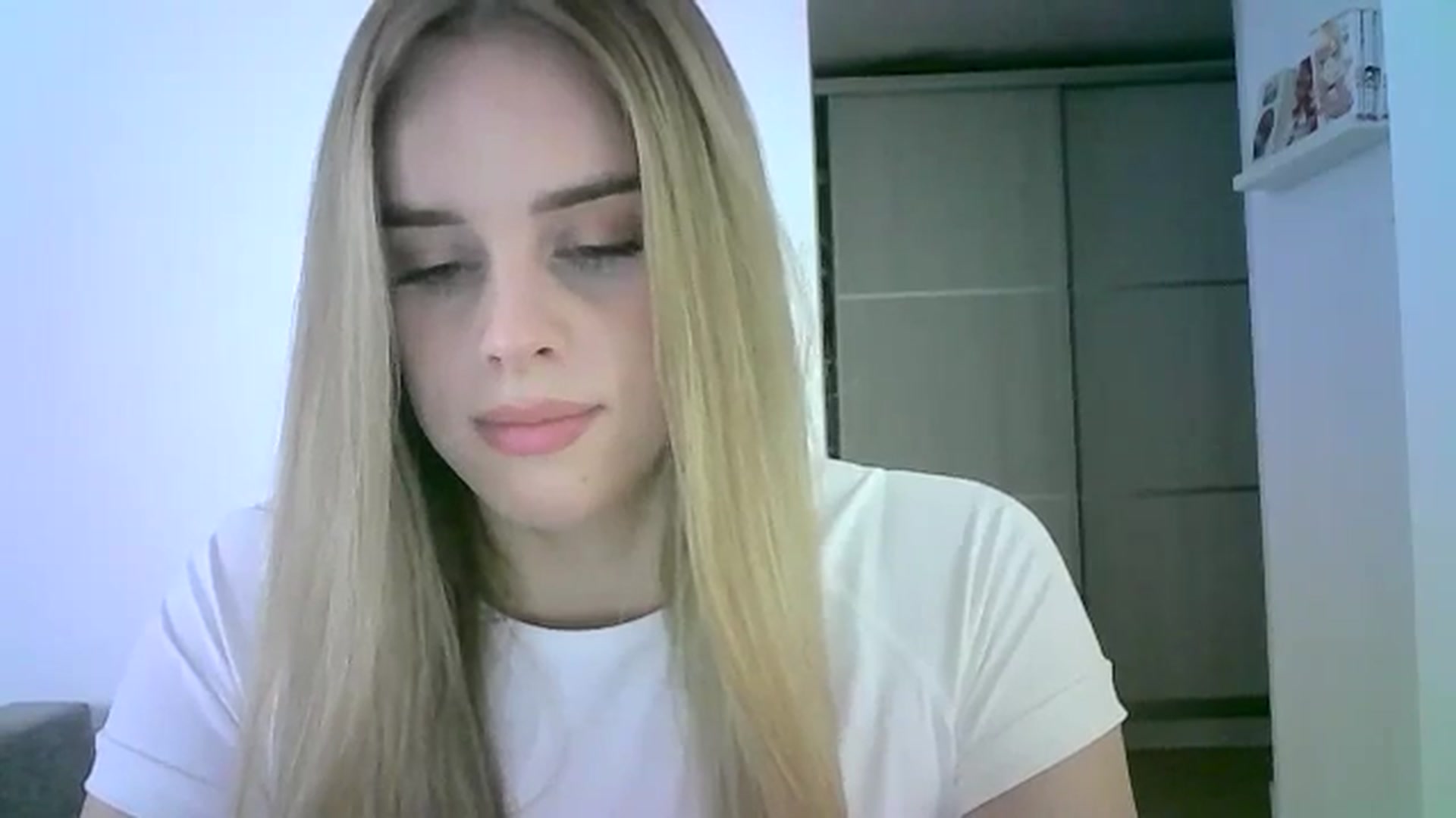 Gallery image thumbnail from JuliaWatson's myfreecams stream on, 11/24/2025, 11:48 image 16 of 20