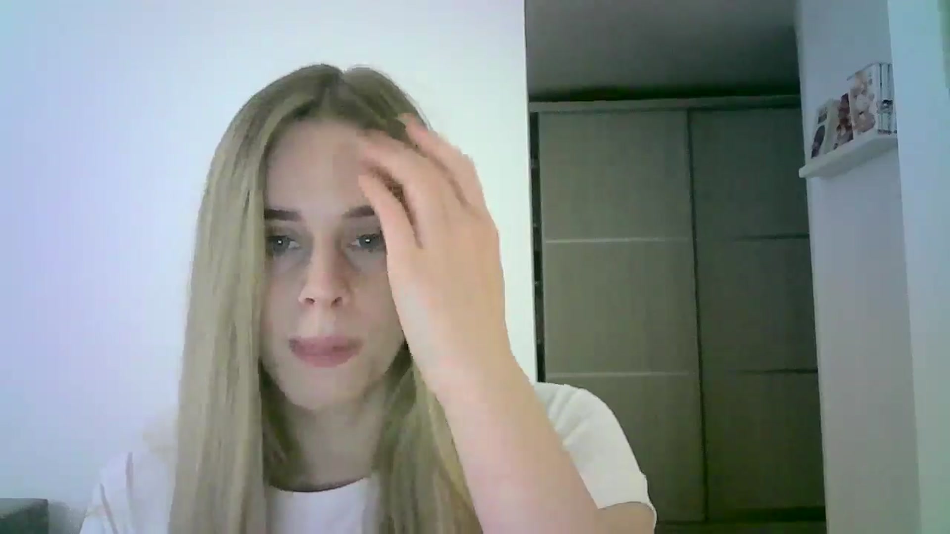 Gallery image thumbnail from JuliaWatson's myfreecams stream on, 11/24/2025, 12:52 image 11 of 20