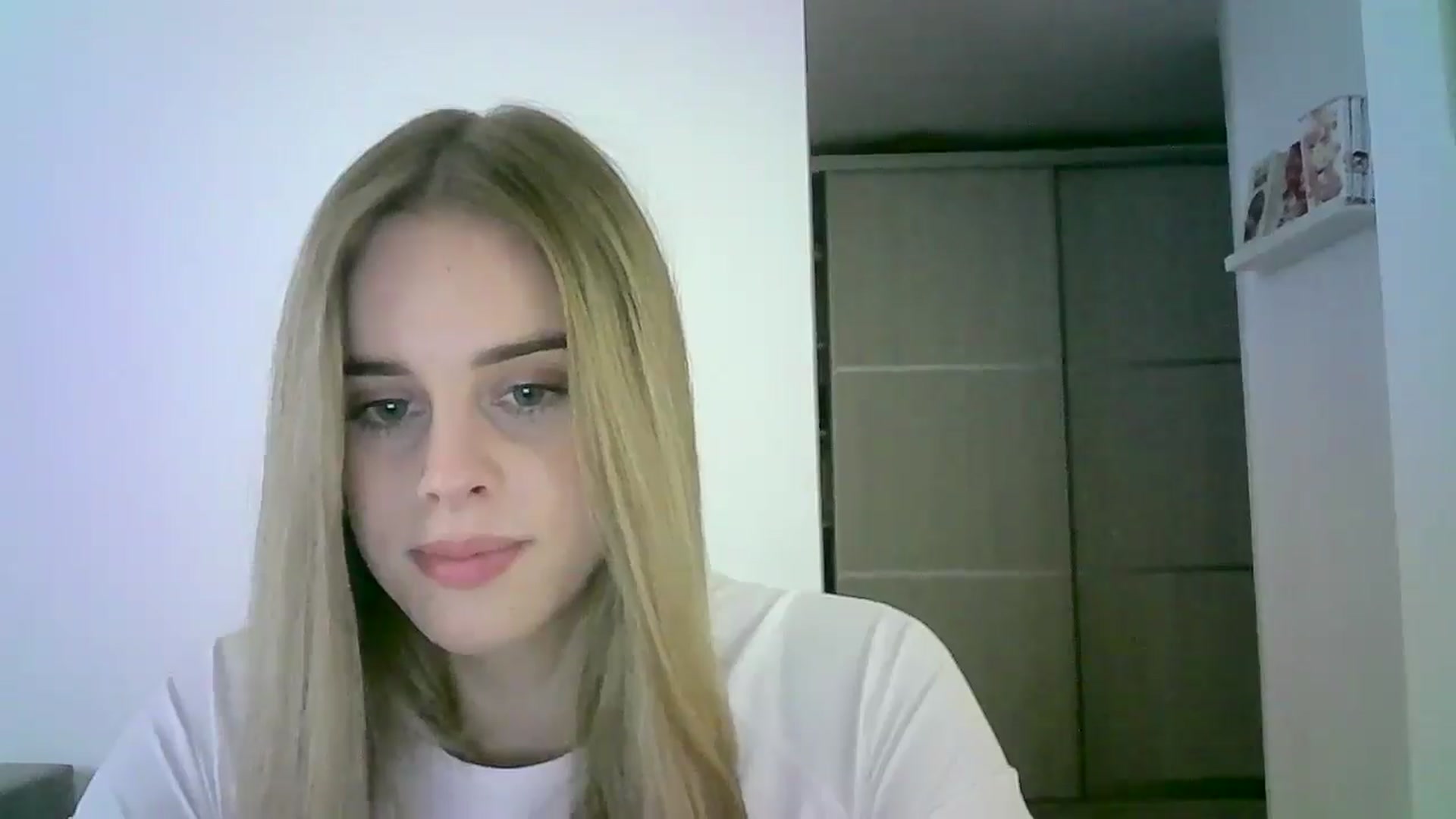 Gallery image thumbnail from JuliaWatson's myfreecams stream on, 11/24/2025, 12:52 image 13 of 20