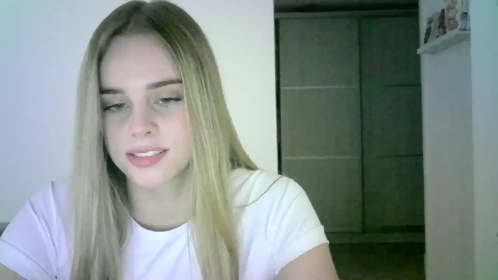 Gallery image thumbnail from JuliaWatson's myfreecams stream on, 11/24/2025, 14:37 image 5 of 20
