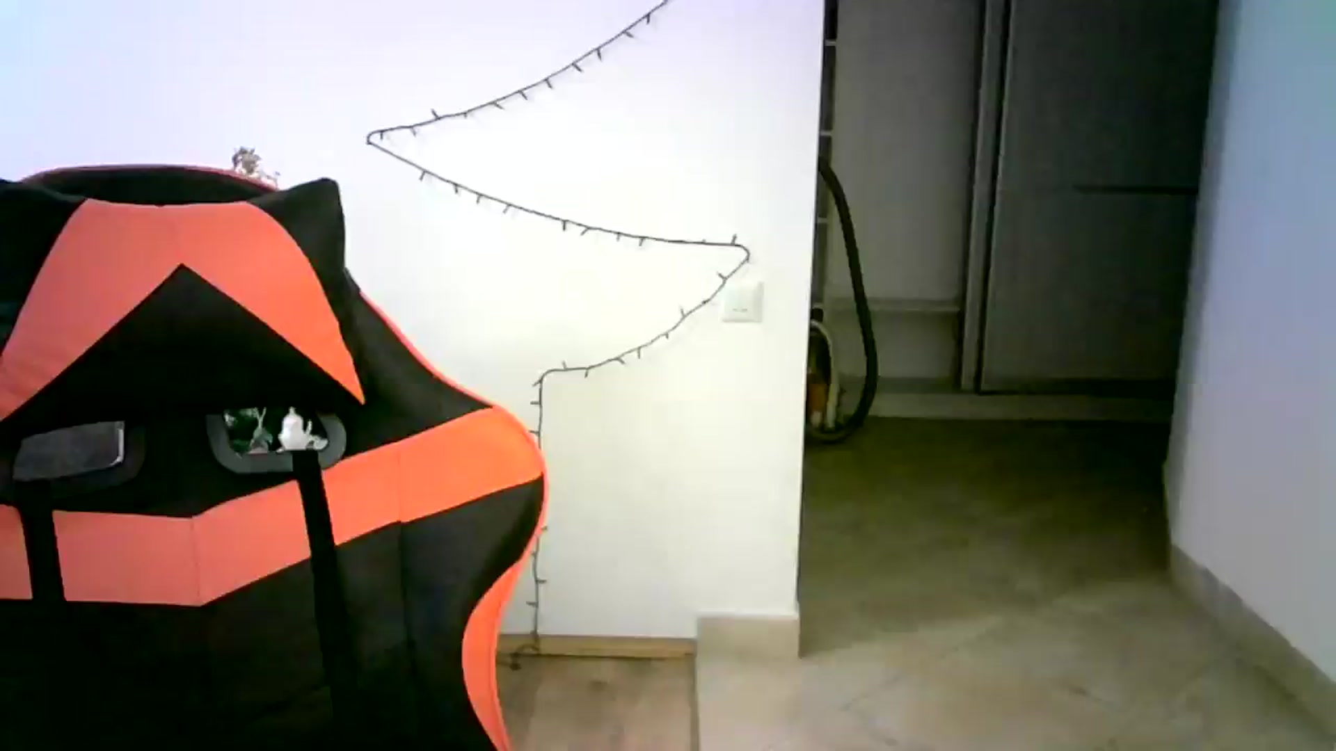 Gallery image thumbnail from JuliaWatson's myfreecams stream on, 12/11/2025, 11:28 image 18 of 20