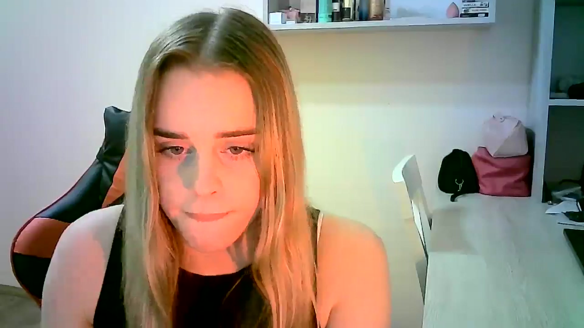 Gallery image thumbnail from JuliaWatson's myfreecams stream on, 12/11/2025, 20:57 image 11 of 20
