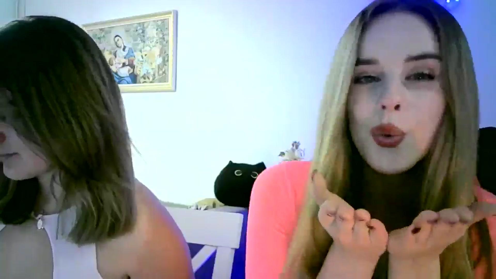 Gallery image thumbnail from JuliaWatson's myfreecams stream on, 12/13/2025, 24:24 image 16 of 20