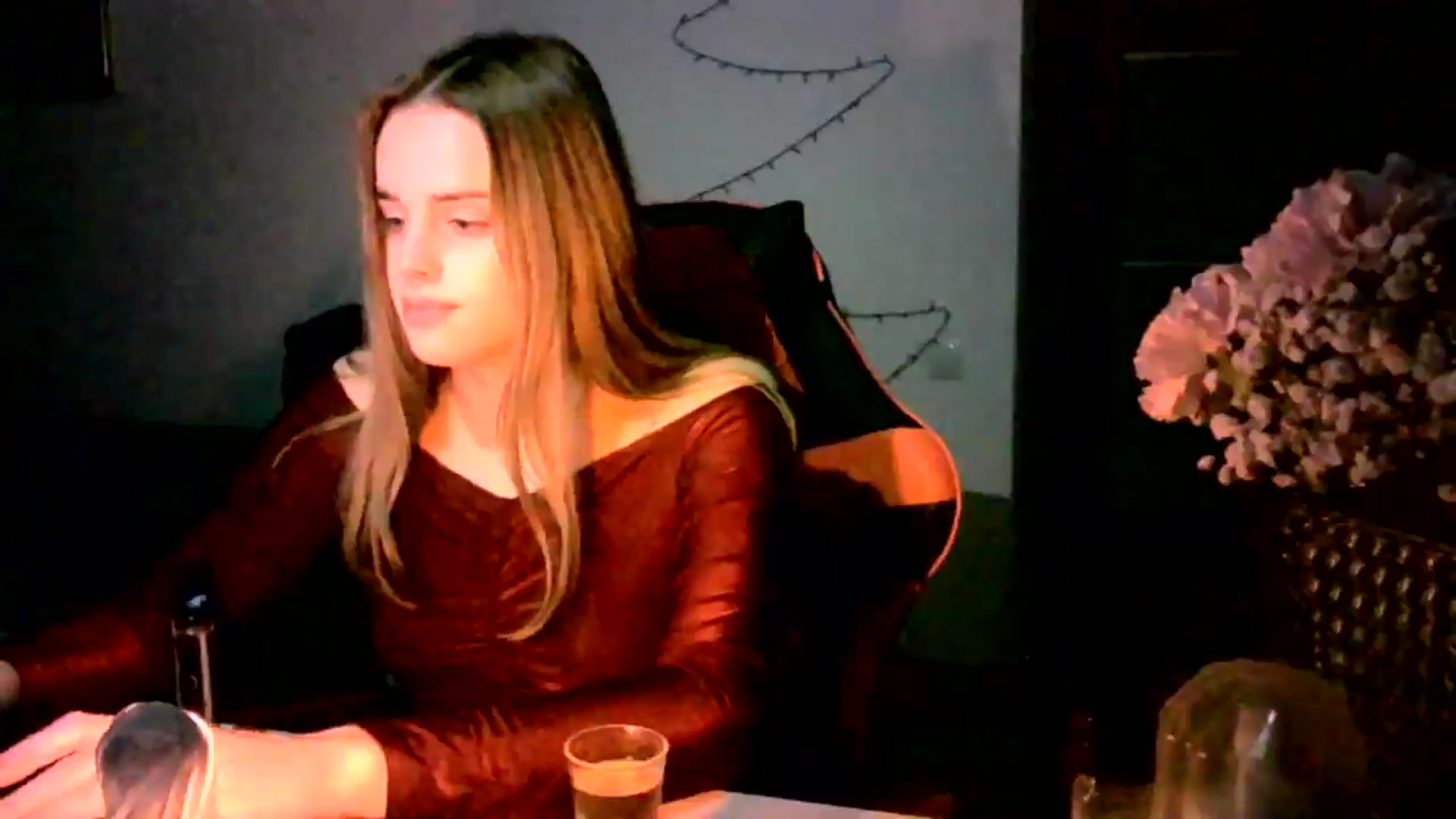Gallery image thumbnail from JuliaWatson's myfreecams stream on, 12/23/2025, 22:34 image 13 of 20
