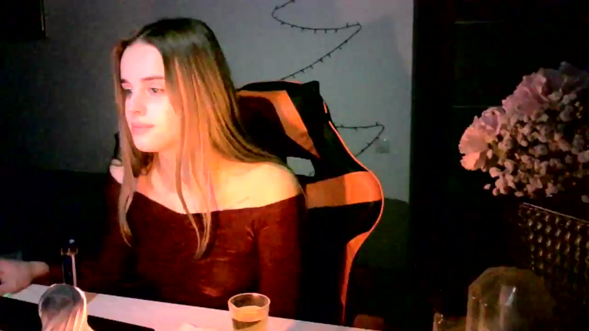 Gallery image thumbnail from JuliaWatson's myfreecams stream on, 12/23/2025, 22:34 image 11 of 20