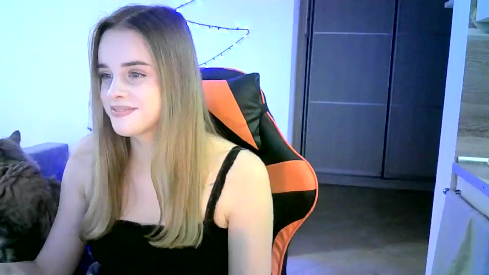 Gallery image thumbnail from JuliaWatson's myfreecams stream on, 12/27/2025, 15:59 image 2 of 20