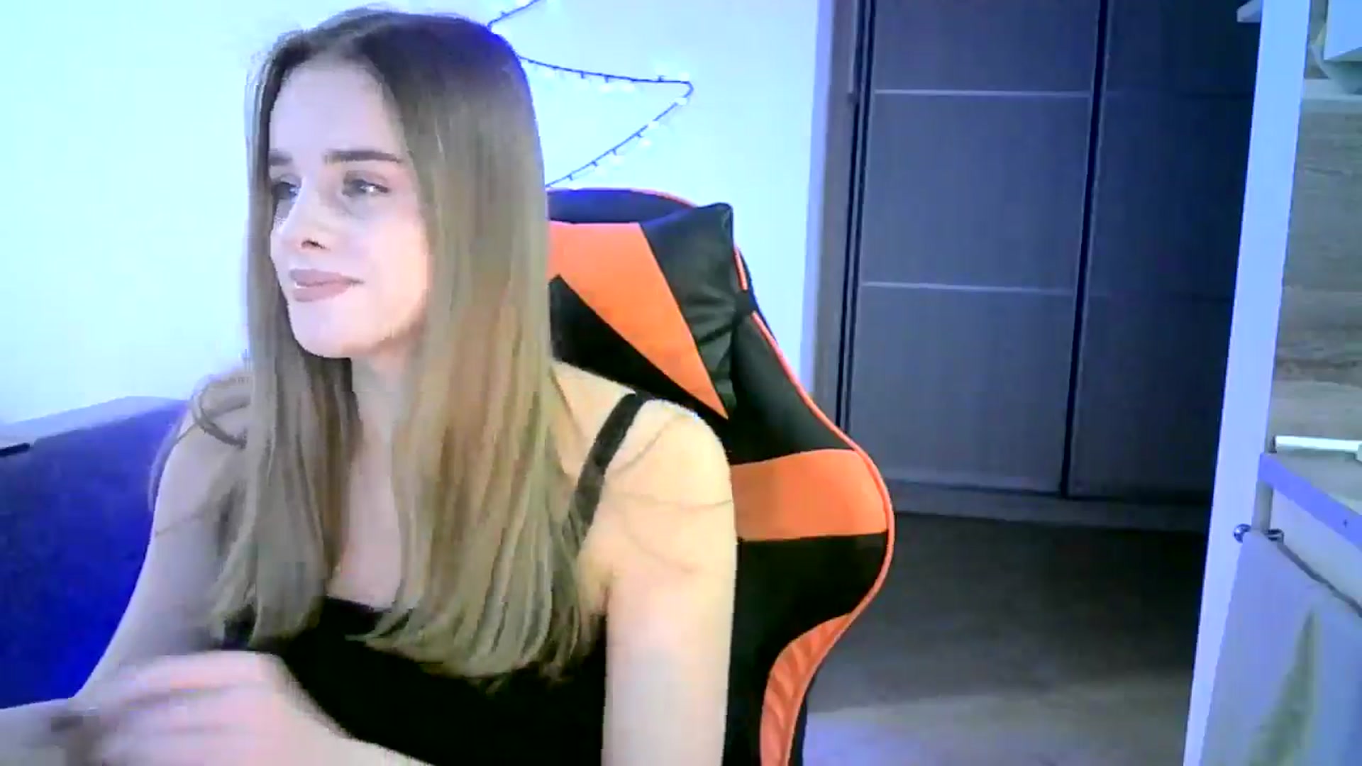 Gallery image thumbnail from JuliaWatson's myfreecams stream on, 12/27/2025, 15:59 image 3 of 20