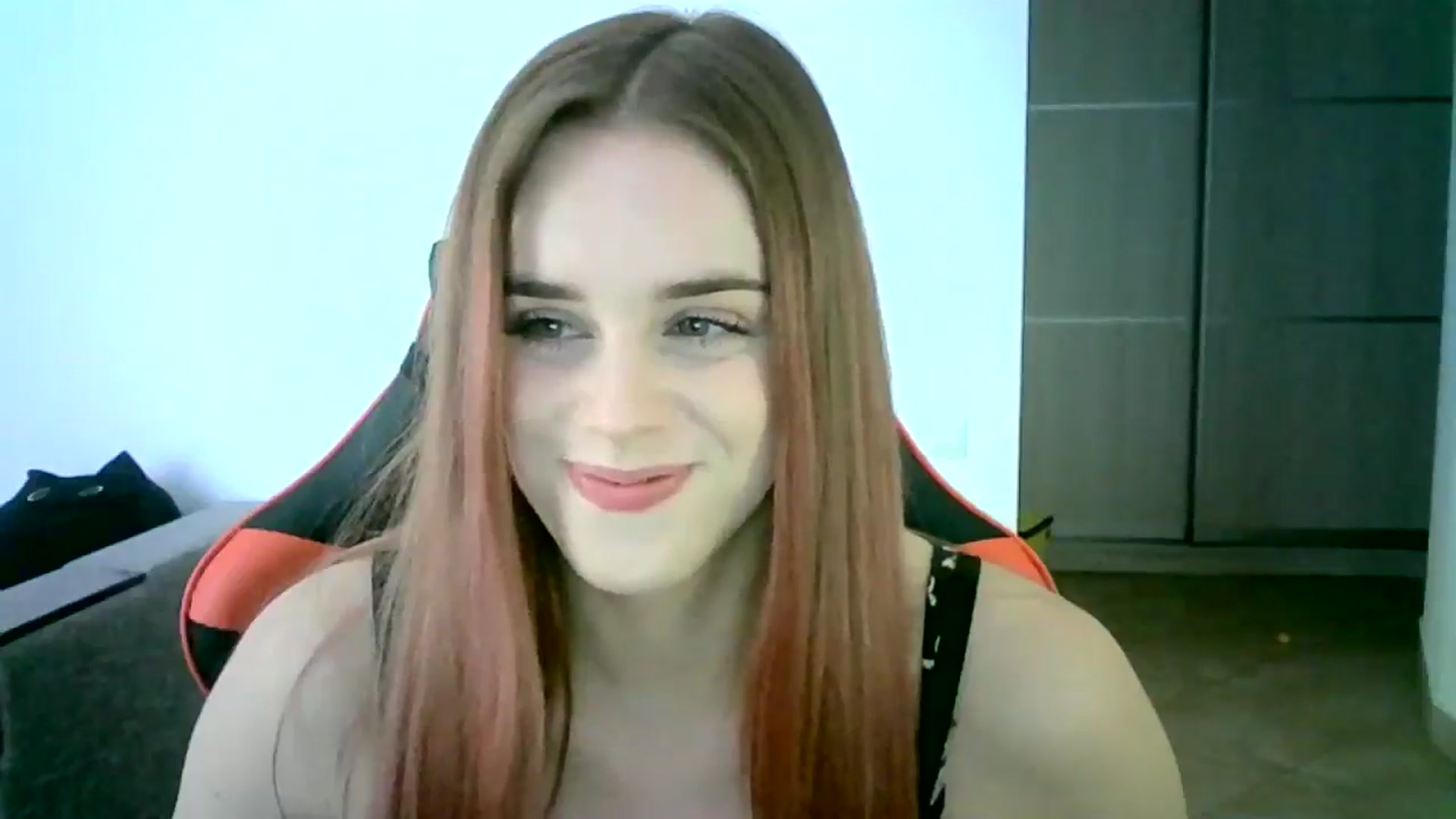 Gallery image thumbnail from JuliaWatson's myfreecams stream on, 01/04/2026, 10:41 image 19 of 20