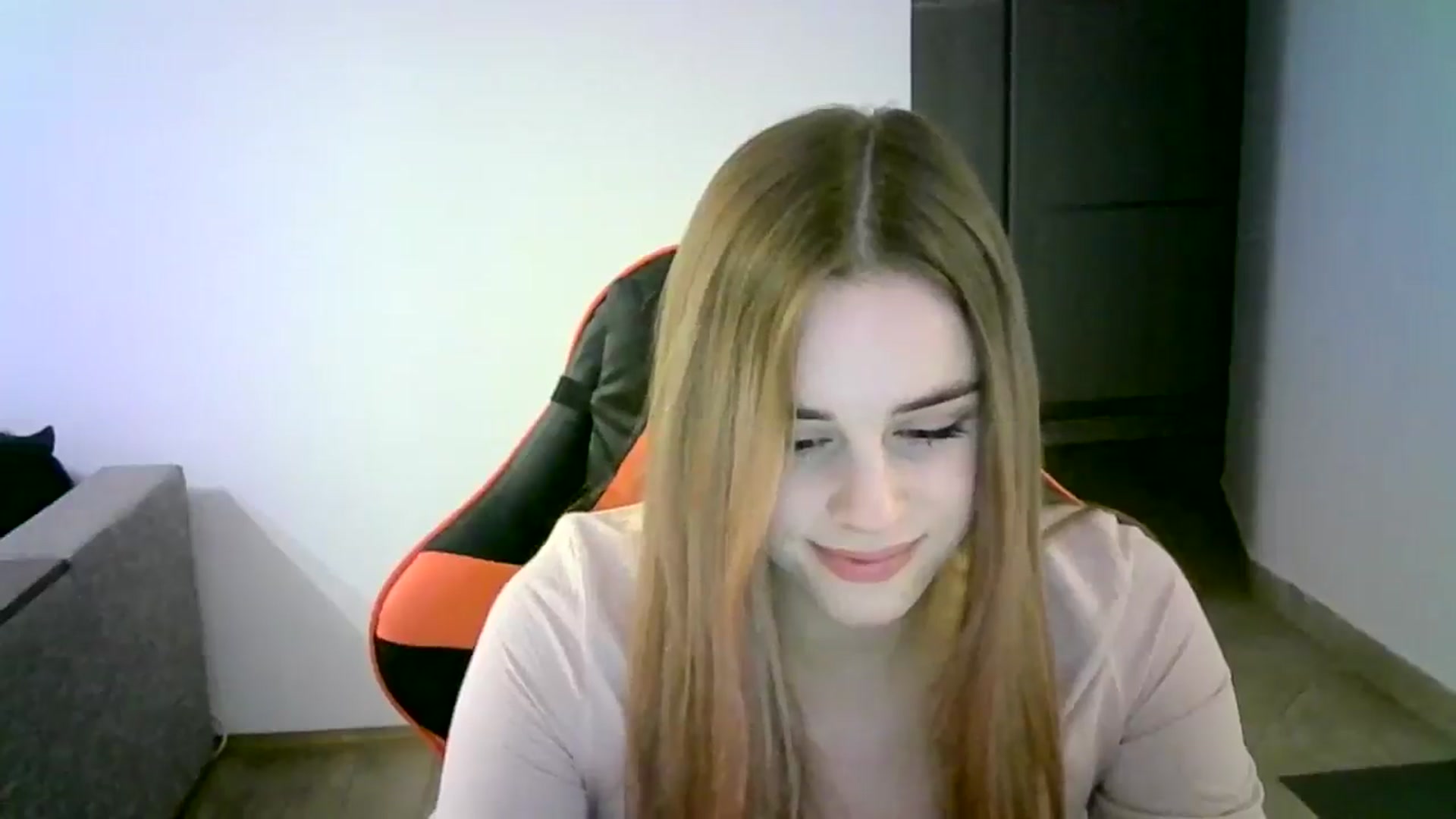 Gallery image thumbnail from JuliaWatson's myfreecams stream on, 01/11/2026, 15:30 image 5 of 20