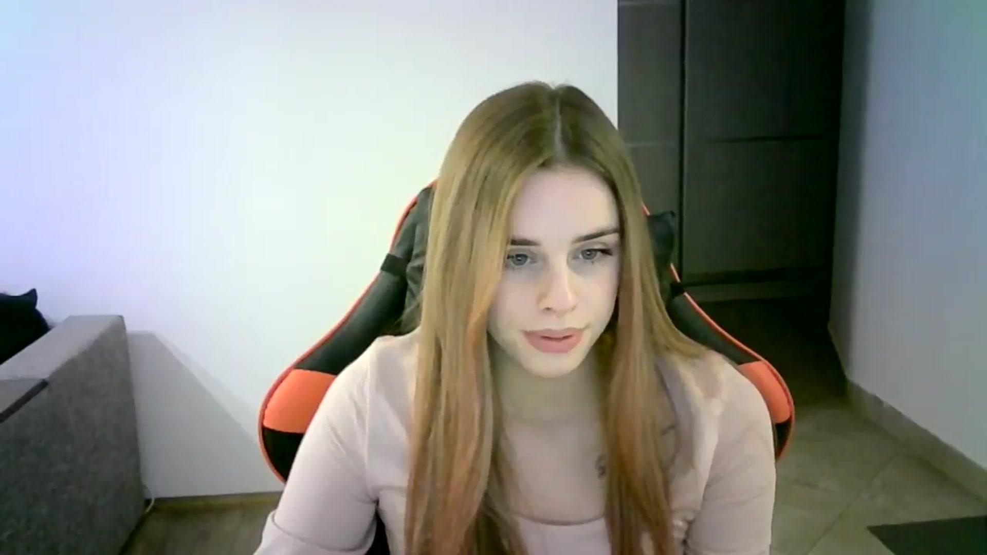 Gallery image thumbnail from JuliaWatson's myfreecams stream on, 01/11/2026, 15:30 image 4 of 20