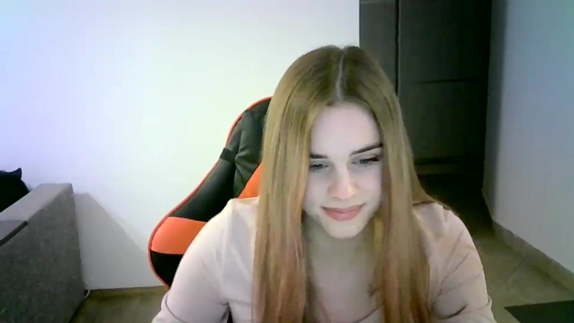 Gallery image thumbnail from JuliaWatson's myfreecams stream on, 01/11/2026, 15:30 image 3 of 20