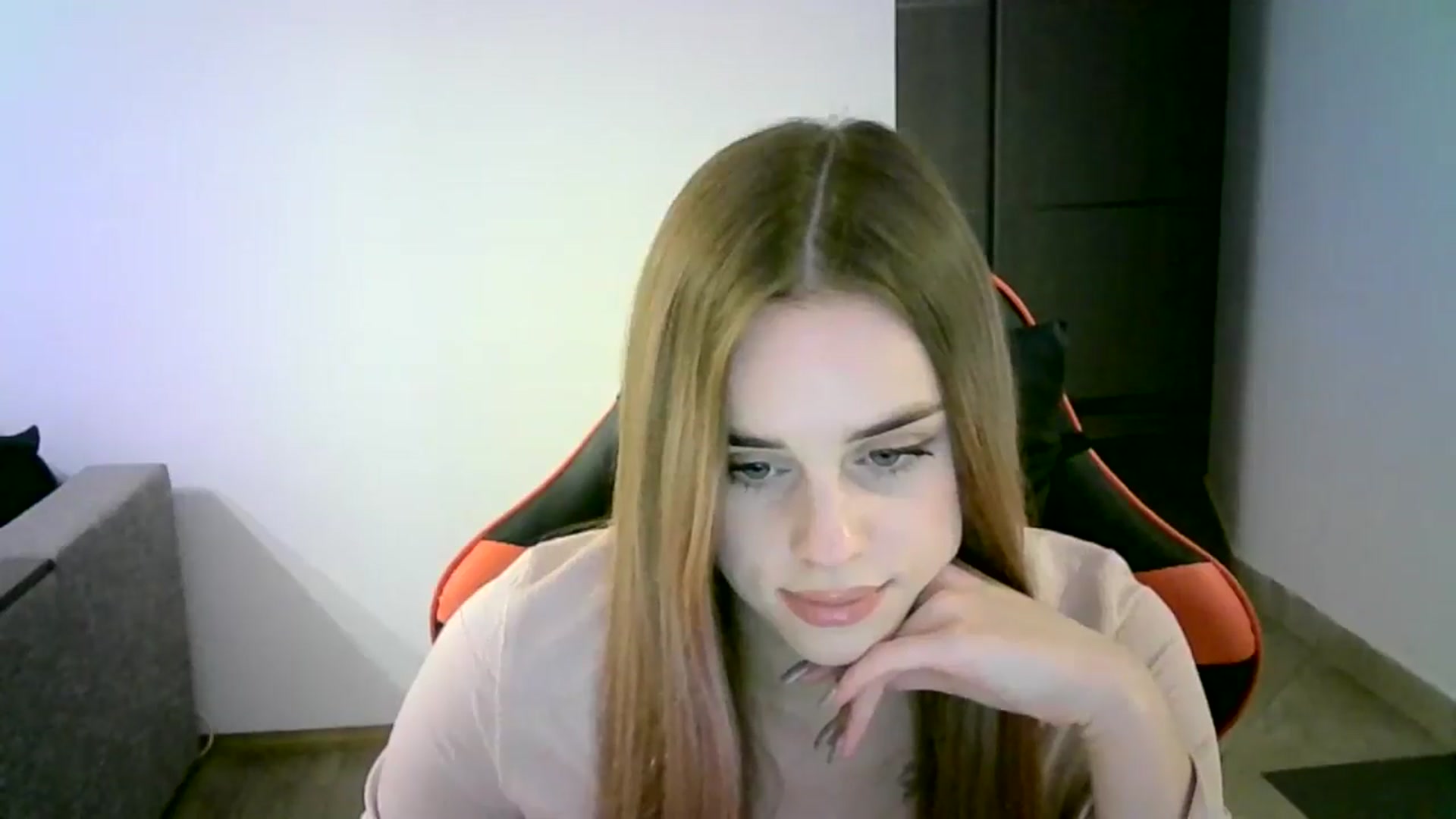 Gallery image thumbnail from JuliaWatson's myfreecams stream on, 01/11/2026, 15:30 image 20 of 20