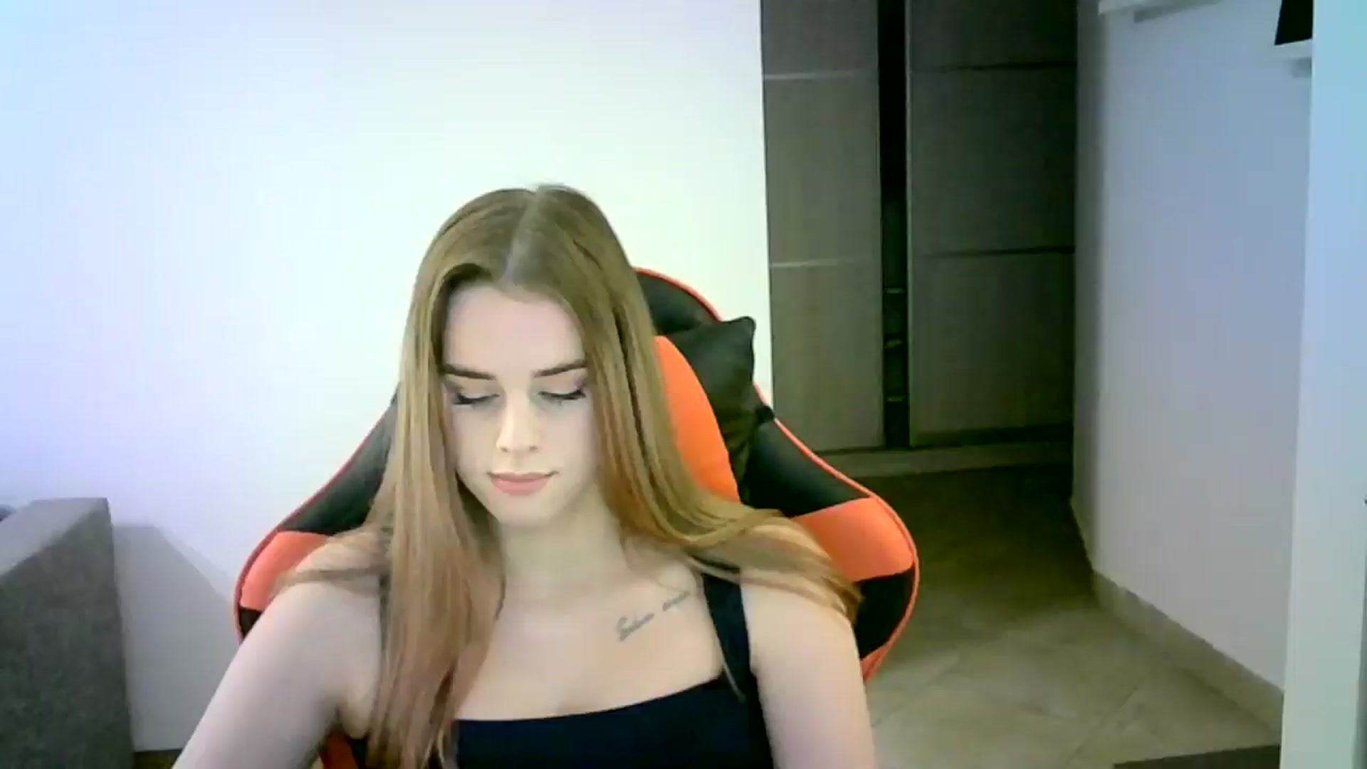 Gallery image thumbnail from JuliaWatson's myfreecams stream on, 01/13/2026, 16:52 image 13 of 20