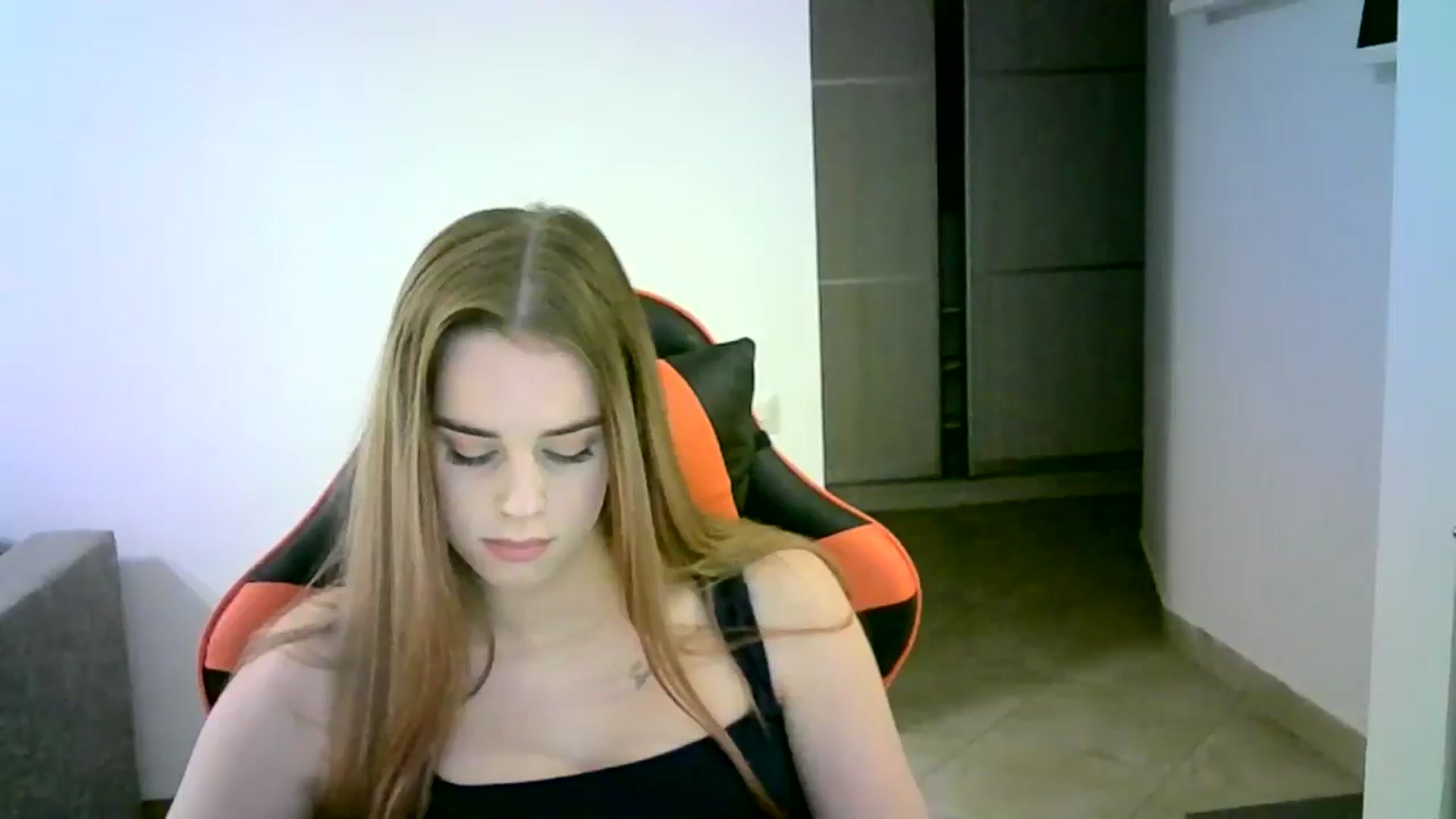 Gallery image thumbnail from JuliaWatson's myfreecams stream on, 01/13/2026, 16:52 image 7 of 20