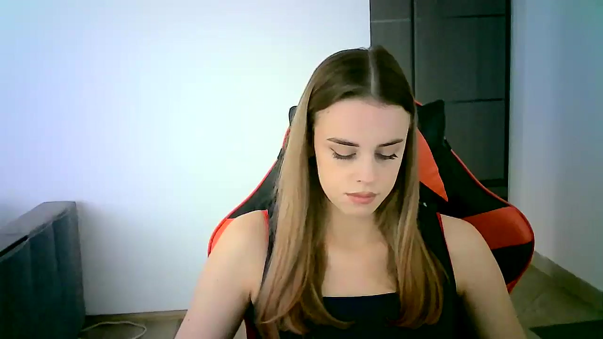 Gallery image thumbnail from JuliaWatson's myfreecams stream on, 01/21/2026, 13:34 image 10 of 20