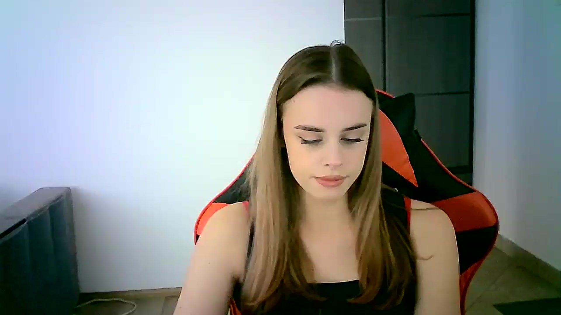 Gallery image thumbnail from JuliaWatson's myfreecams stream on, 01/21/2026, 13:34 image 15 of 20