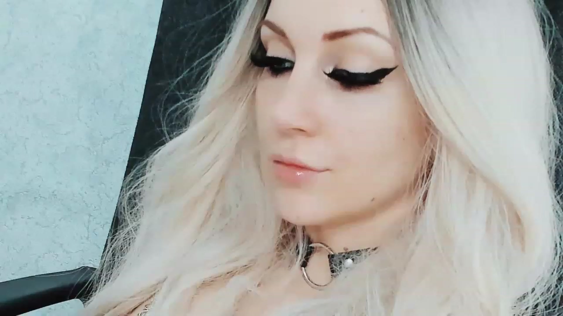 Gallery image thumbnail from JuliaWilson's myfreecams stream on, 11/26/2022, 12:59 image 11 of 20