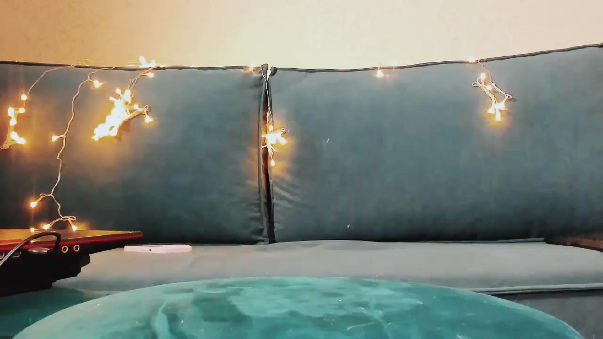 Gallery image thumbnail from JuliaWilson's myfreecams stream on, 12/24/2023, 19:41 image 11 of 20