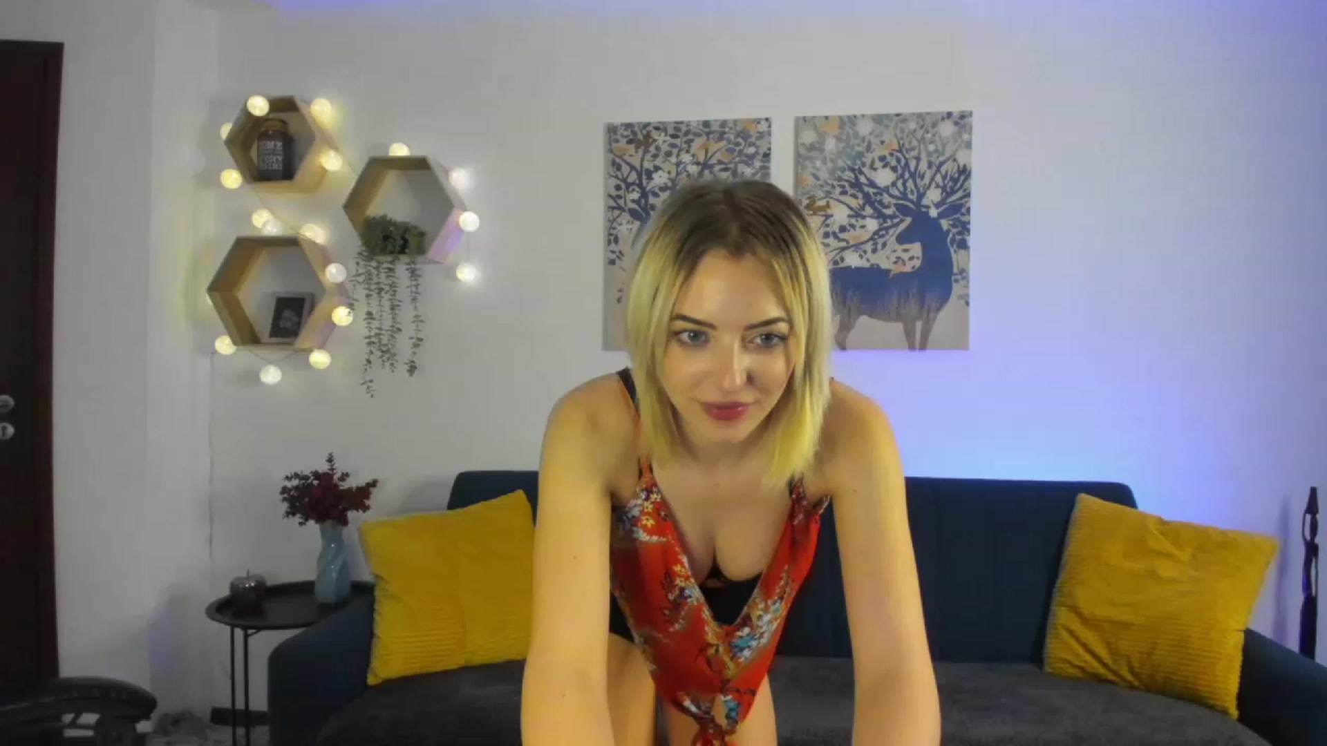 Gallery image thumbnail from Julia_Gold18's myfreecams stream on, 01/23/2023, 09:27 image 9 of 20