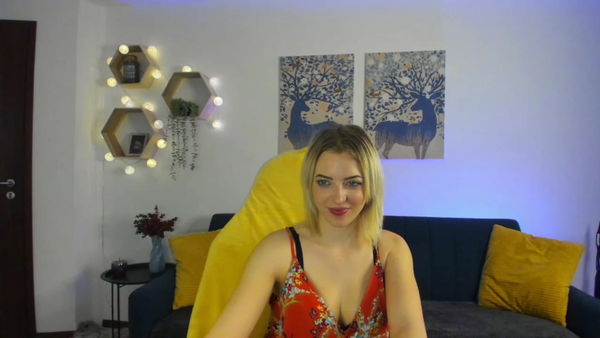Gallery image thumbnail from Julia_Gold18's myfreecams stream on, 01/23/2023, 09:27 image 20 of 20