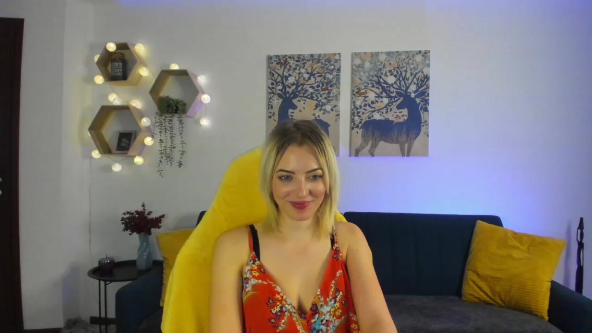Gallery image thumbnail from Julia_Gold18's myfreecams stream on, 01/23/2023, 09:27 image 7 of 20