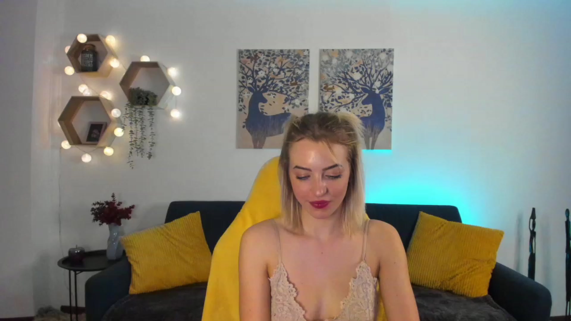 Gallery image thumbnail from Julia_Gold18's myfreecams stream on, 01/26/2023, 13:14 image 18 of 20