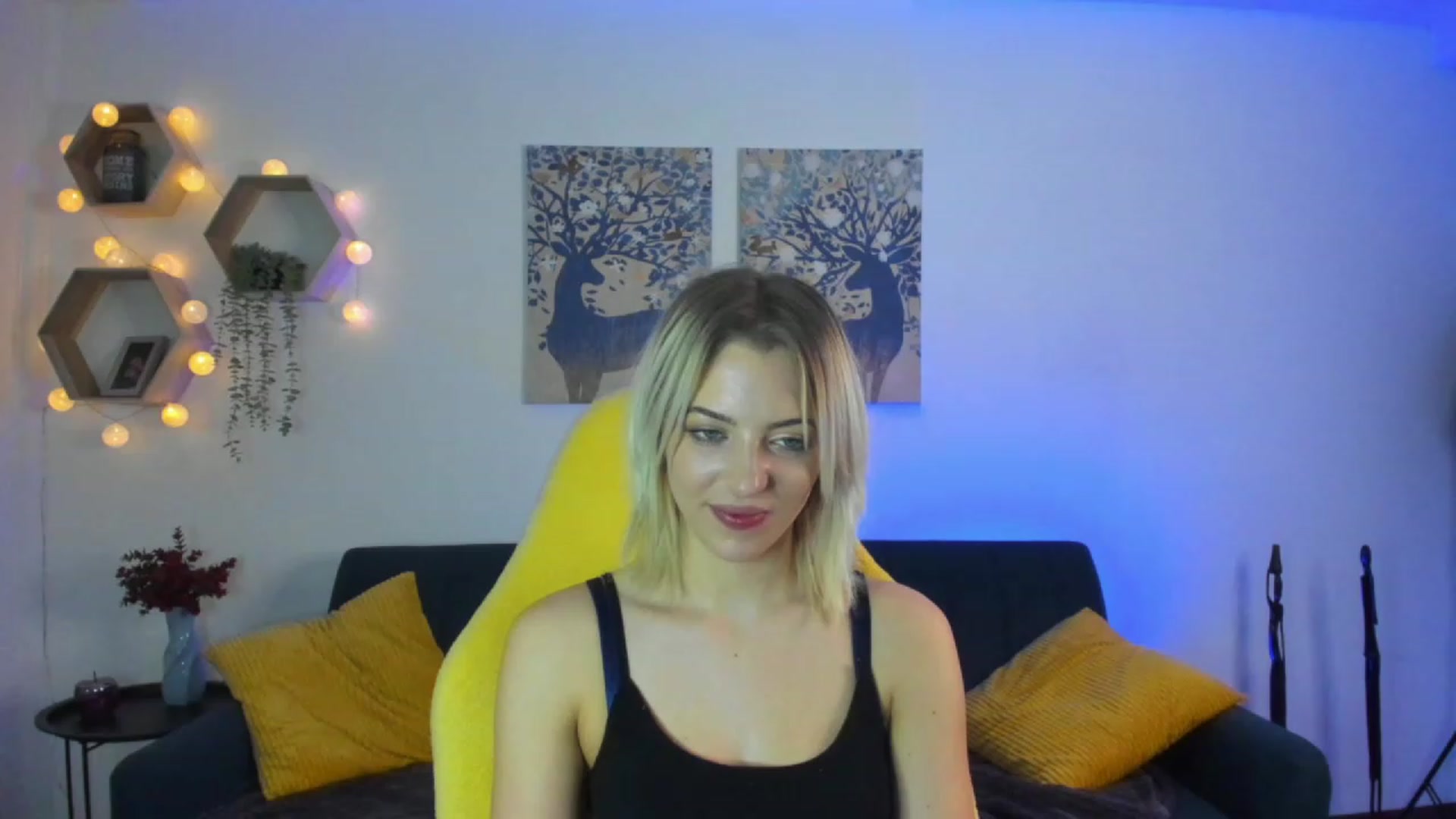 Gallery image thumbnail from Julia_Gold18's myfreecams stream on, 02/15/2023, 10:58 image 4 of 20