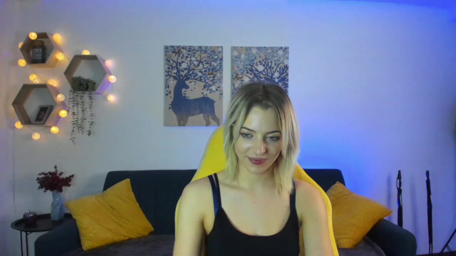 Gallery image thumbnail from Julia_Gold18's myfreecams stream on, 02/15/2023, 10:58 image 1 of 20