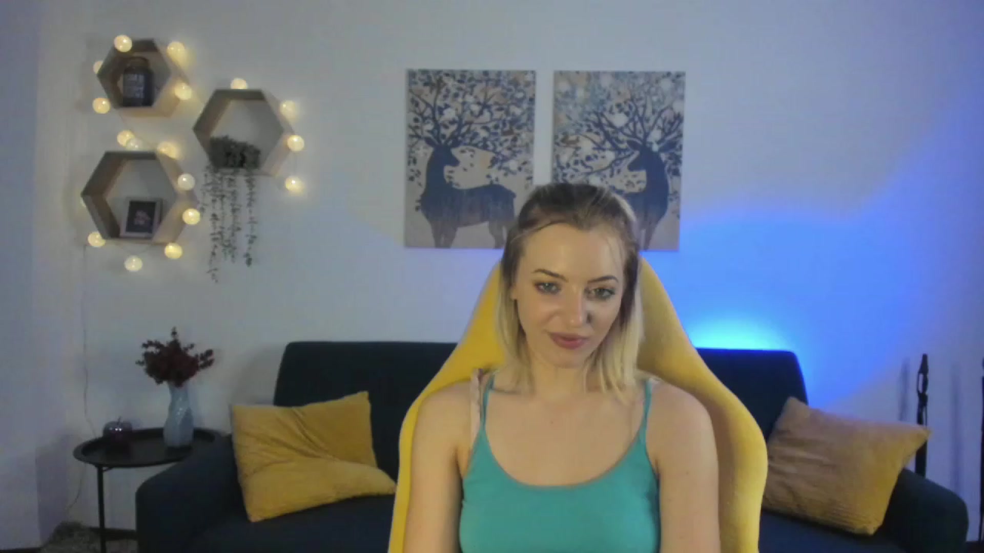 Gallery image thumbnail from Julia_Gold18's myfreecams stream on, 03/02/2023, 11:04 image 2 of 20