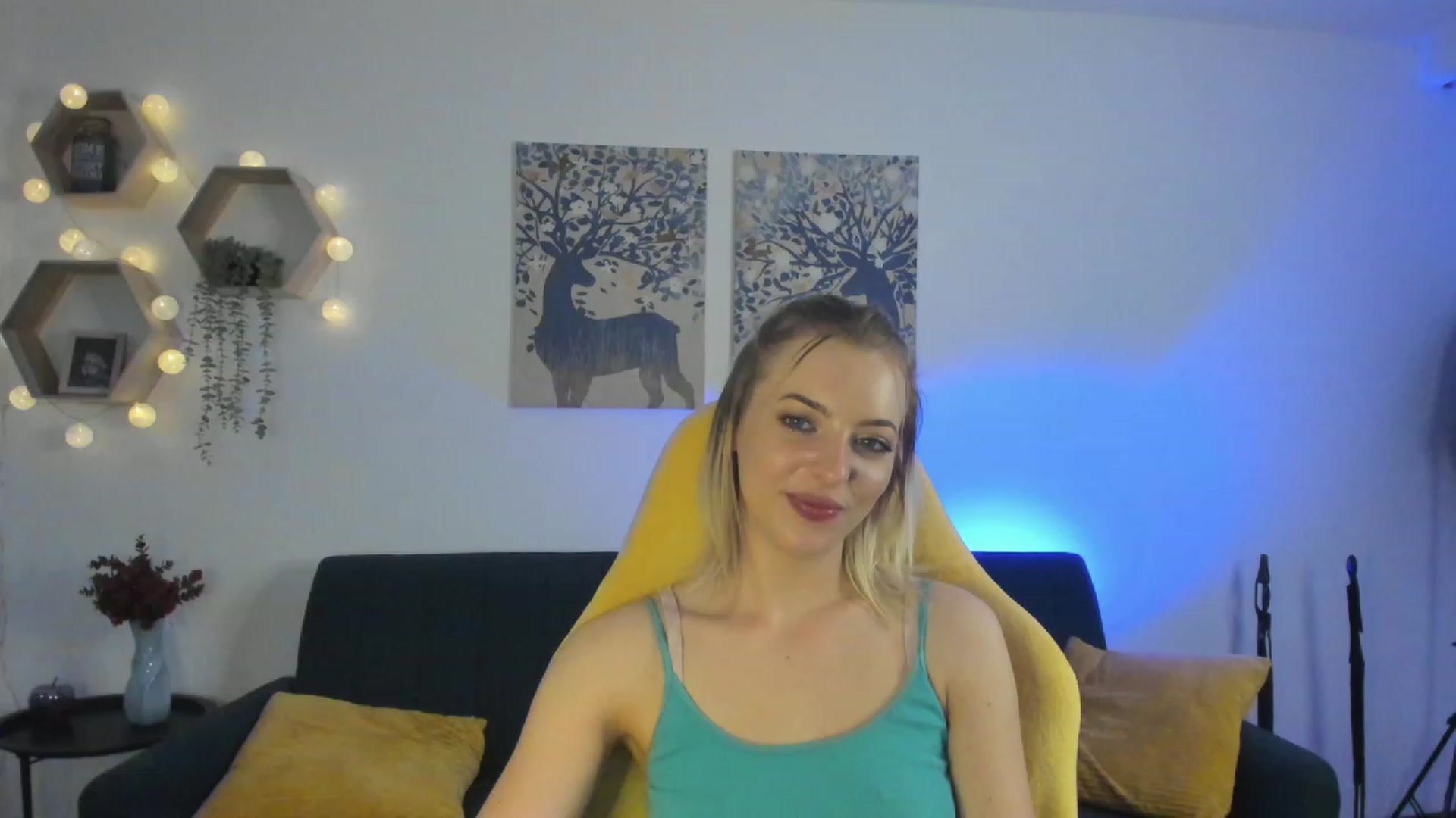 Gallery image thumbnail from Julia_Gold18's myfreecams stream on, 03/02/2023, 12:05 image 6 of 20