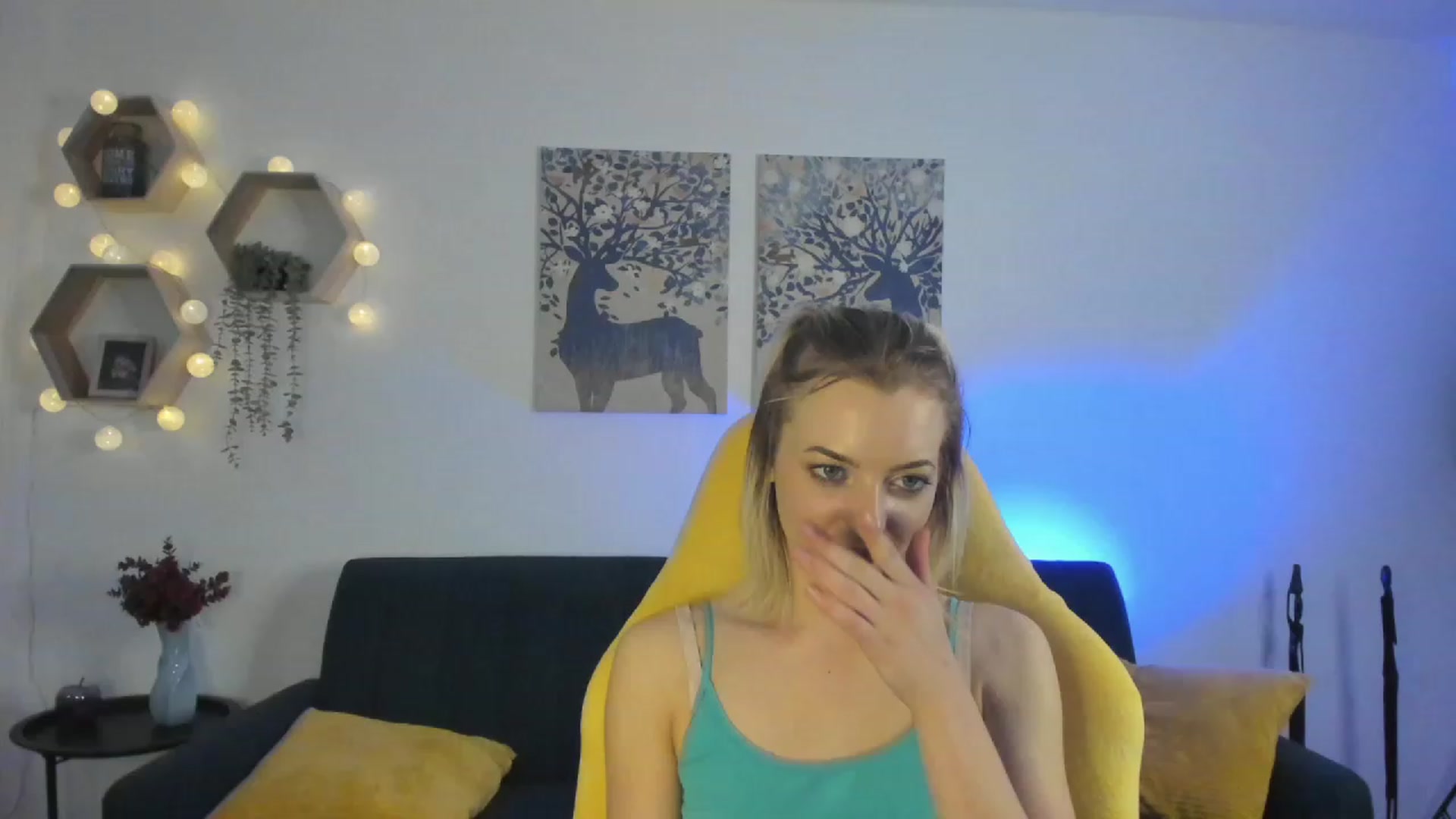 Gallery image thumbnail from Julia_Gold18's myfreecams stream on, 03/02/2023, 13:19 image 7 of 20