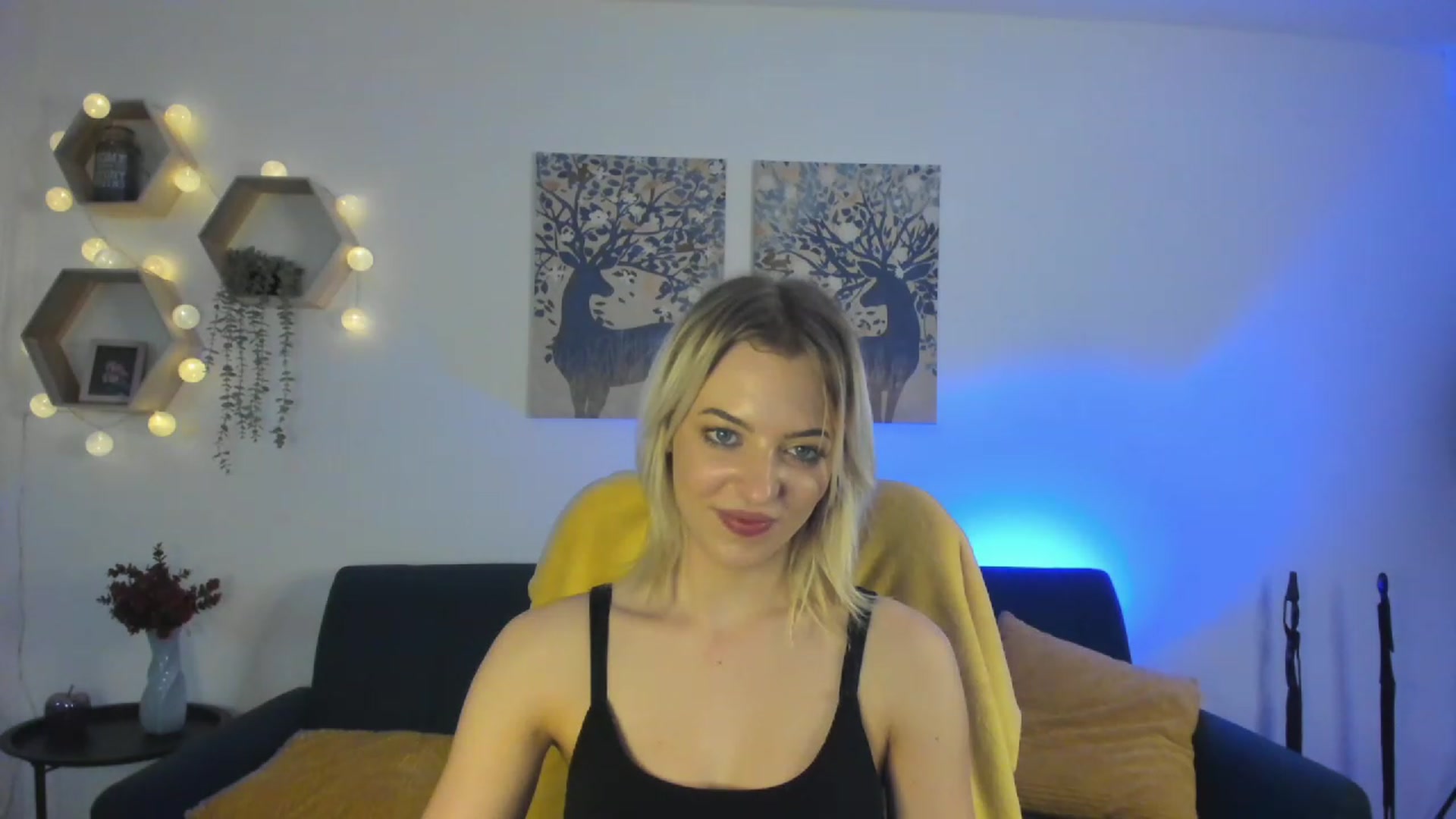 Gallery image thumbnail from Julia_Gold18's myfreecams stream on, 03/03/2023, 12:19 image 16 of 20