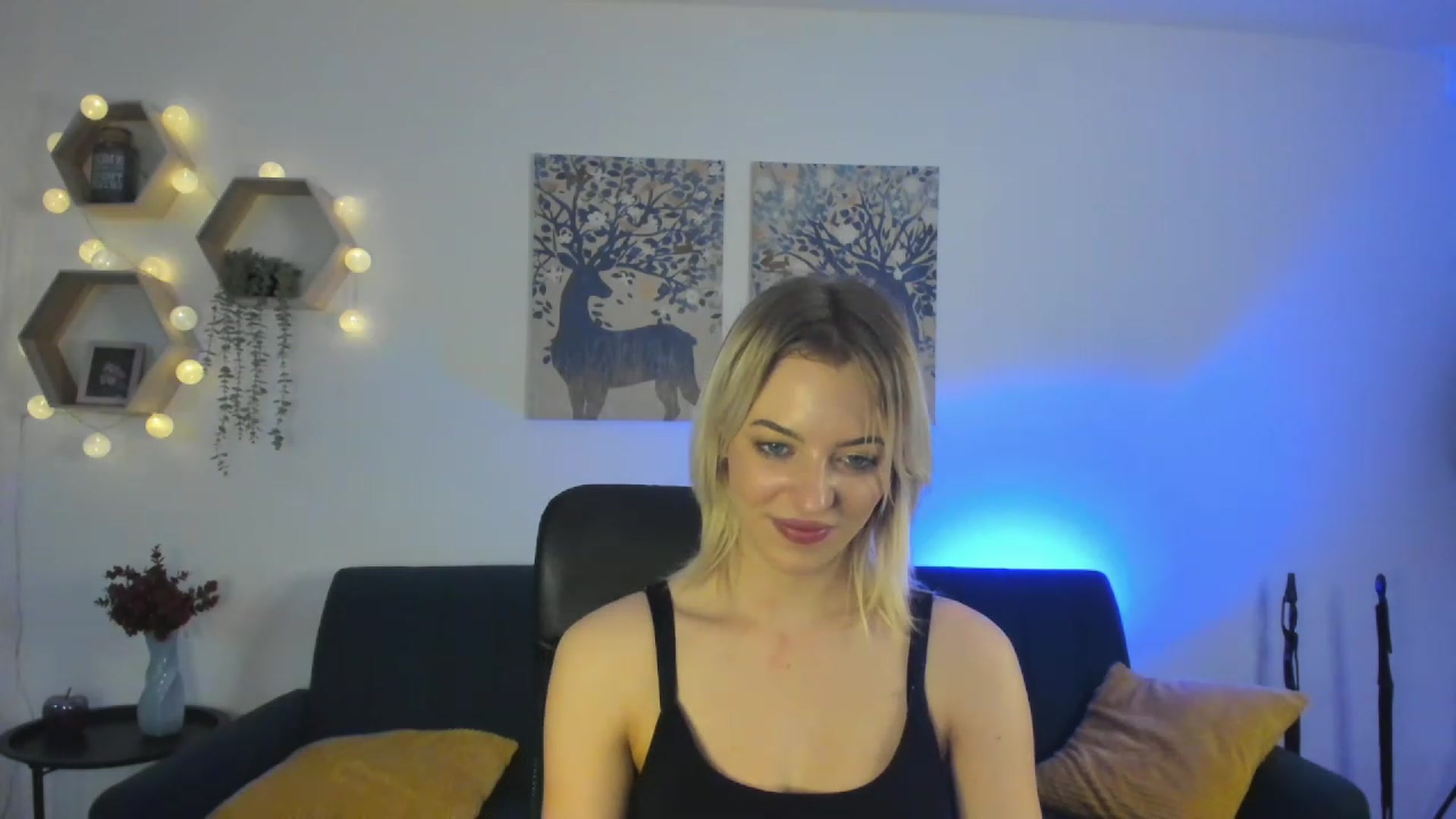 Gallery image thumbnail from Julia_Gold18's myfreecams stream on, 03/03/2023, 12:19 image 4 of 20