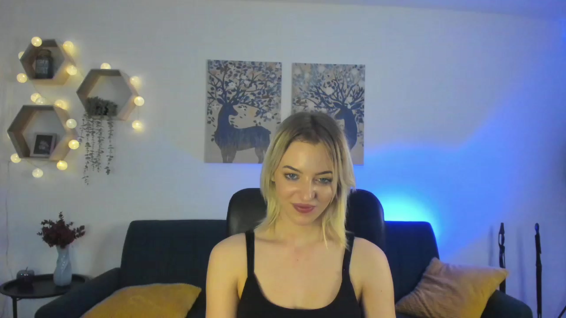 Gallery image thumbnail from Julia_Gold18's myfreecams stream on, 03/03/2023, 12:19 image 1 of 20