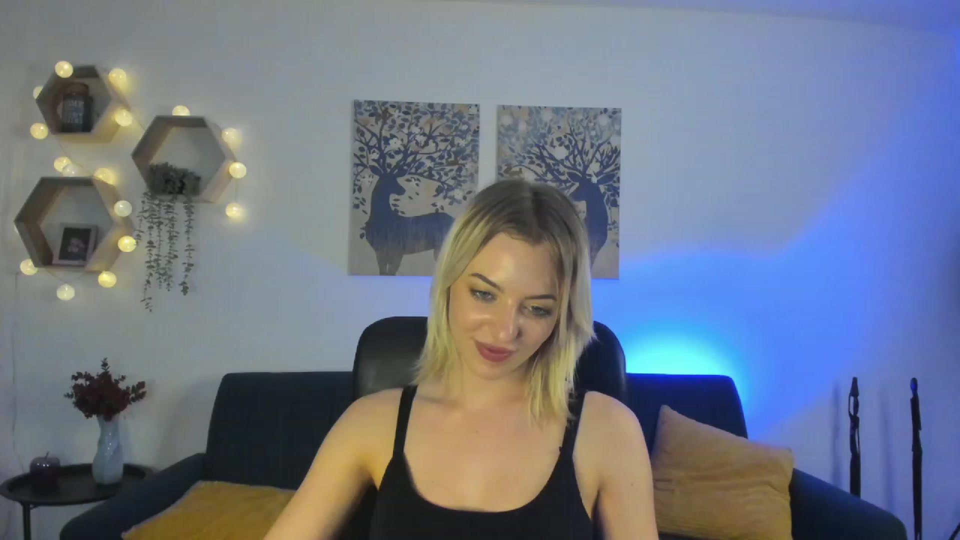 Gallery image thumbnail from Julia_Gold18's myfreecams stream on, 03/03/2023, 13:02 image 10 of 20