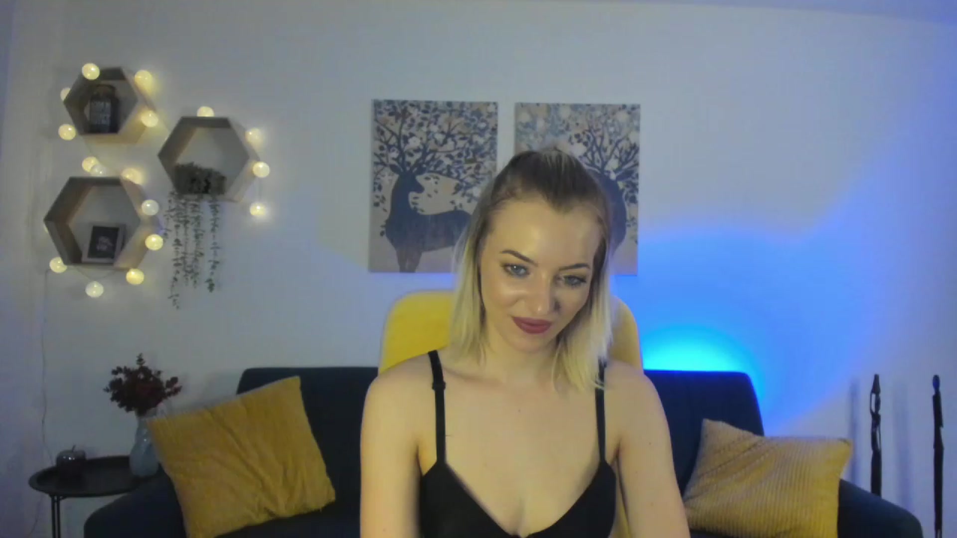 Gallery image thumbnail from Julia_Gold18's myfreecams stream on, 03/06/2023, 10:57 image 20 of 20