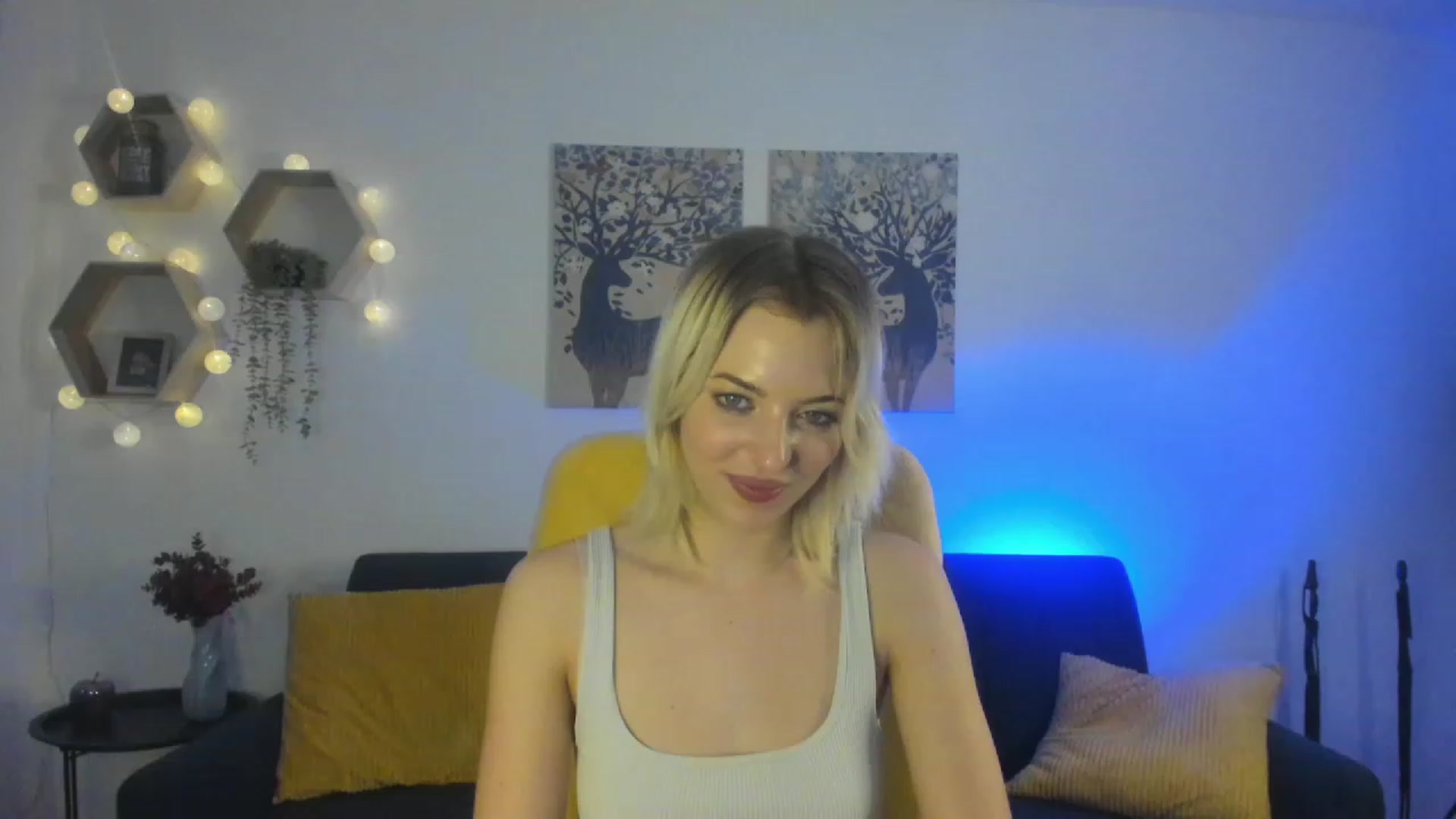 Gallery image thumbnail from Julia_Gold18's myfreecams stream on, 03/07/2023, 13:51 image 16 of 20