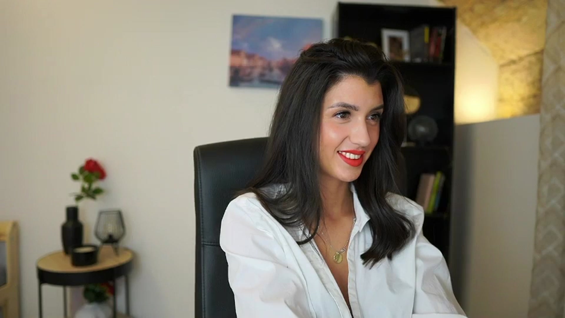 Gallery image thumbnail from Julia_Roca's myfreecams stream on, 12/13/2023, 16:21 image 20 of 20