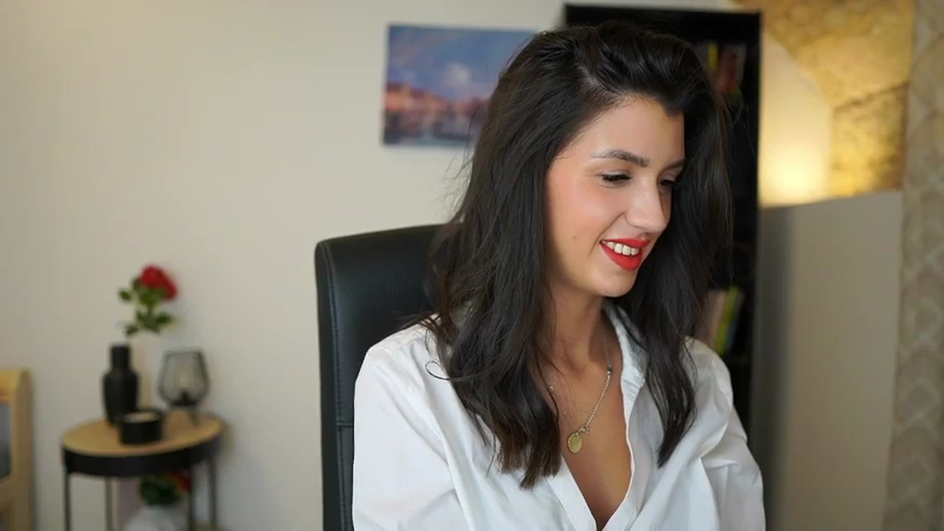 Gallery image thumbnail from Julia_Roca's myfreecams stream on, 12/13/2023, 17:19 image 5 of 20